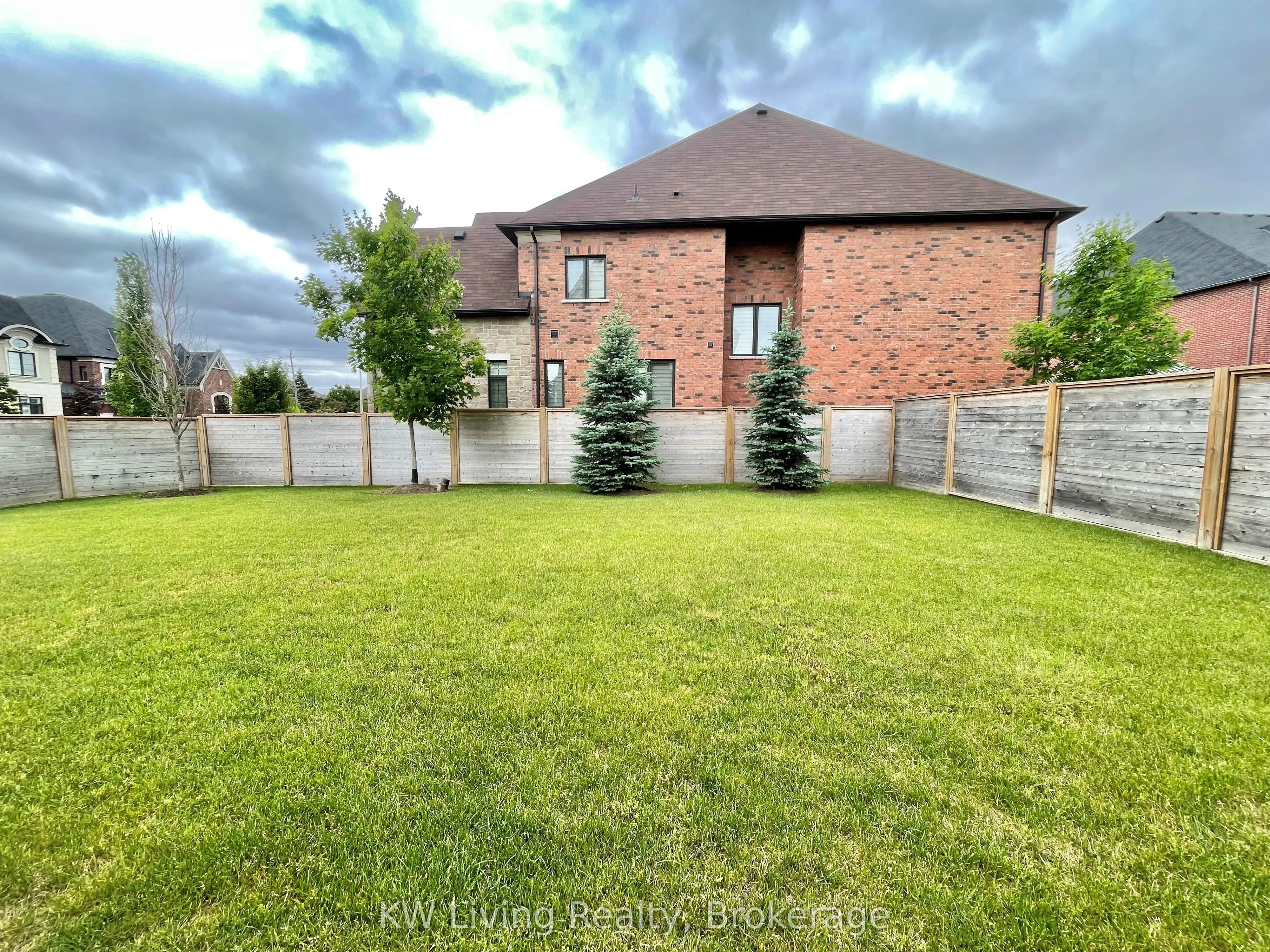 5192 Symphony Court, #ON