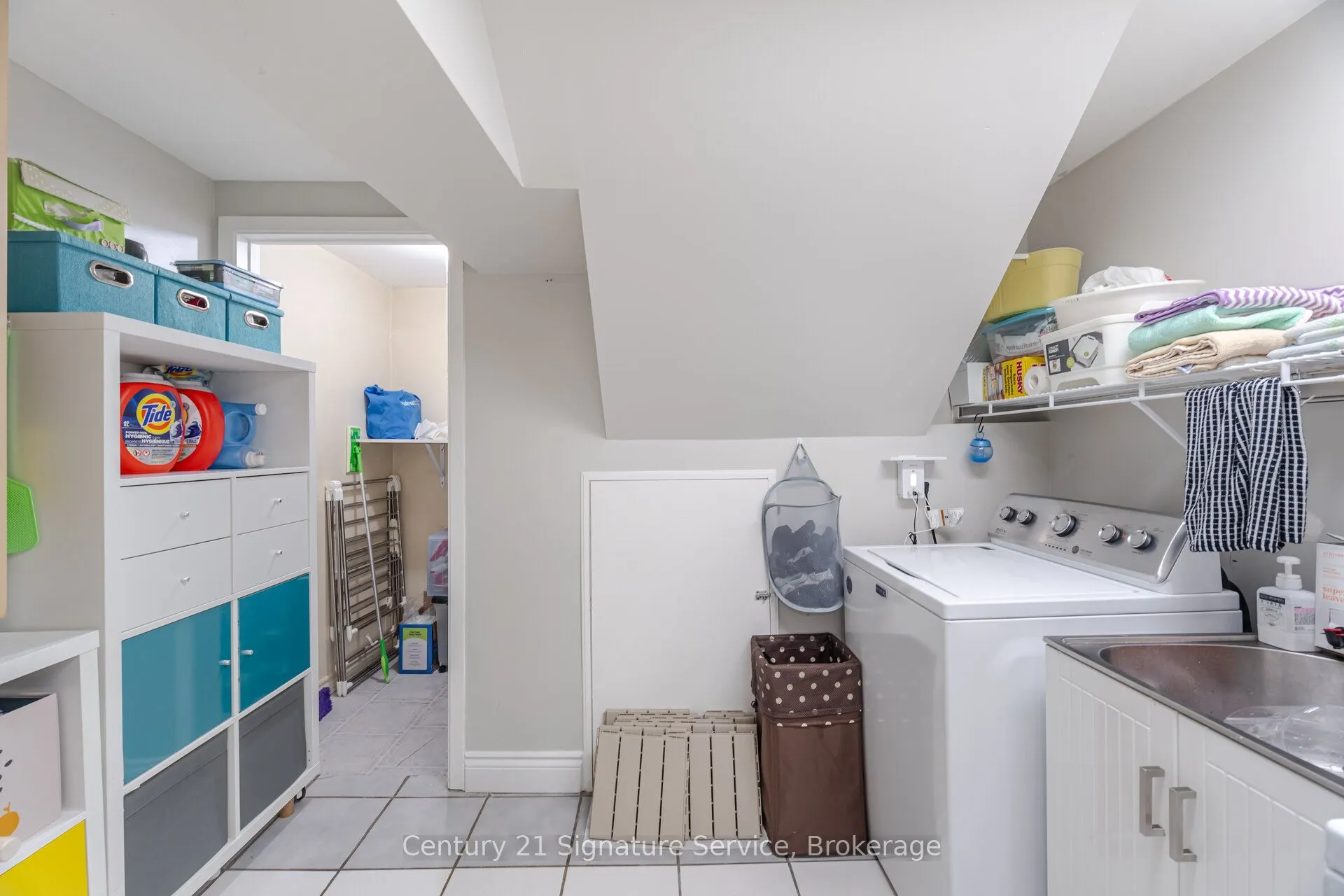 3583 Ellengale Drive, #Basement
