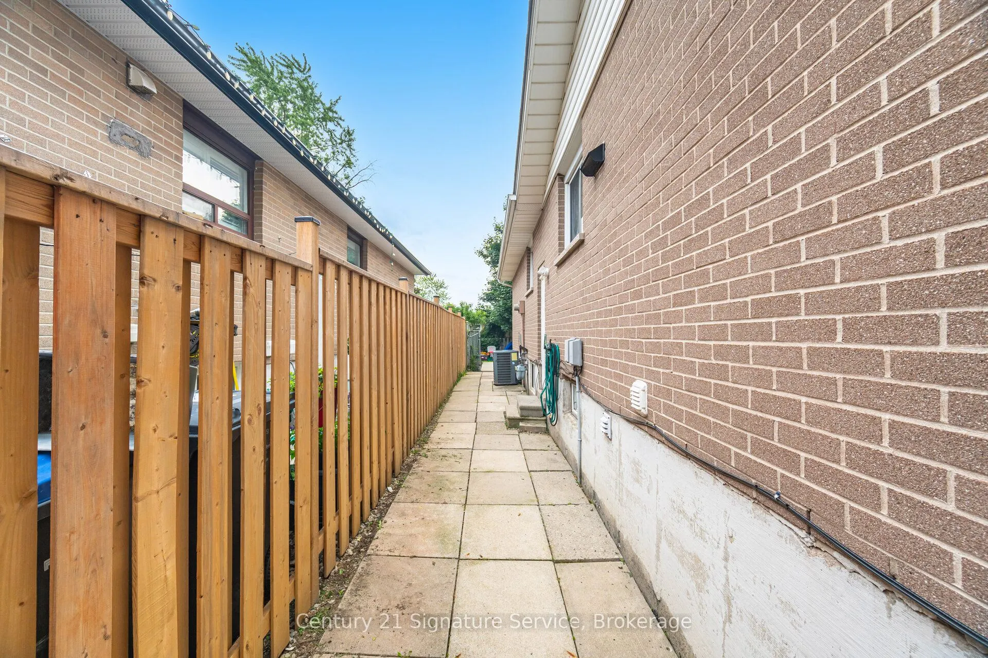 3583 Ellengale Drive, #Basement
