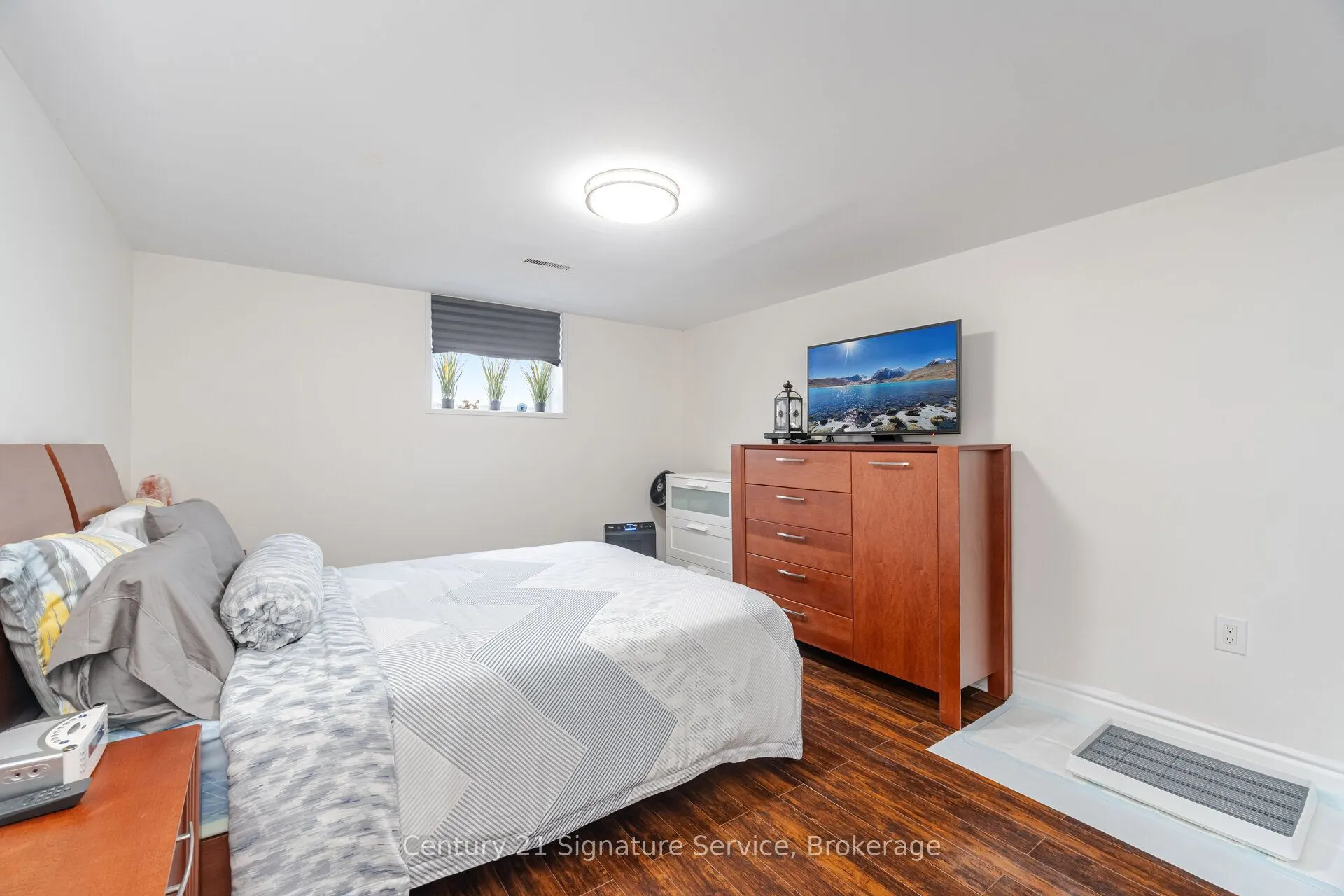 3583 Ellengale Drive, #Basement