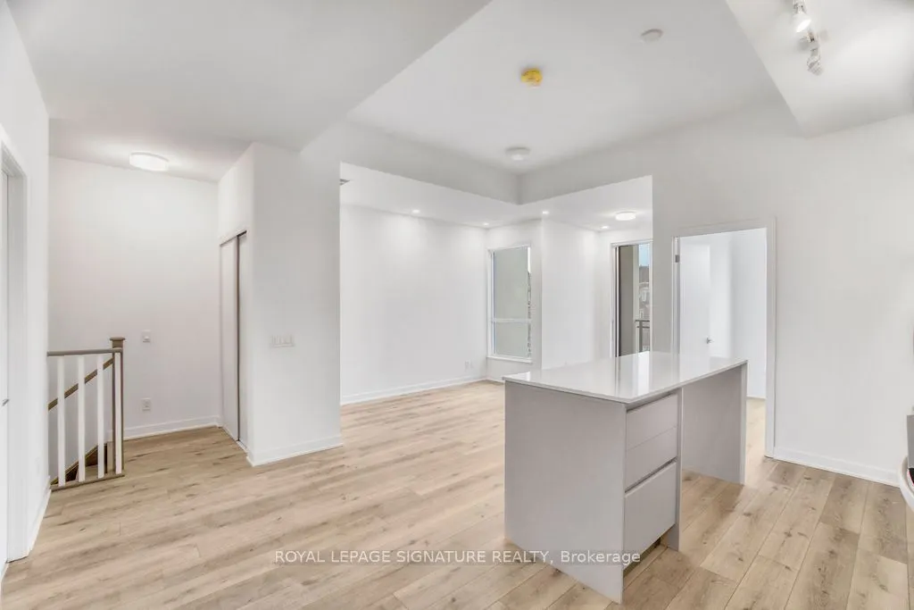 3025 Trailside Drive, #146