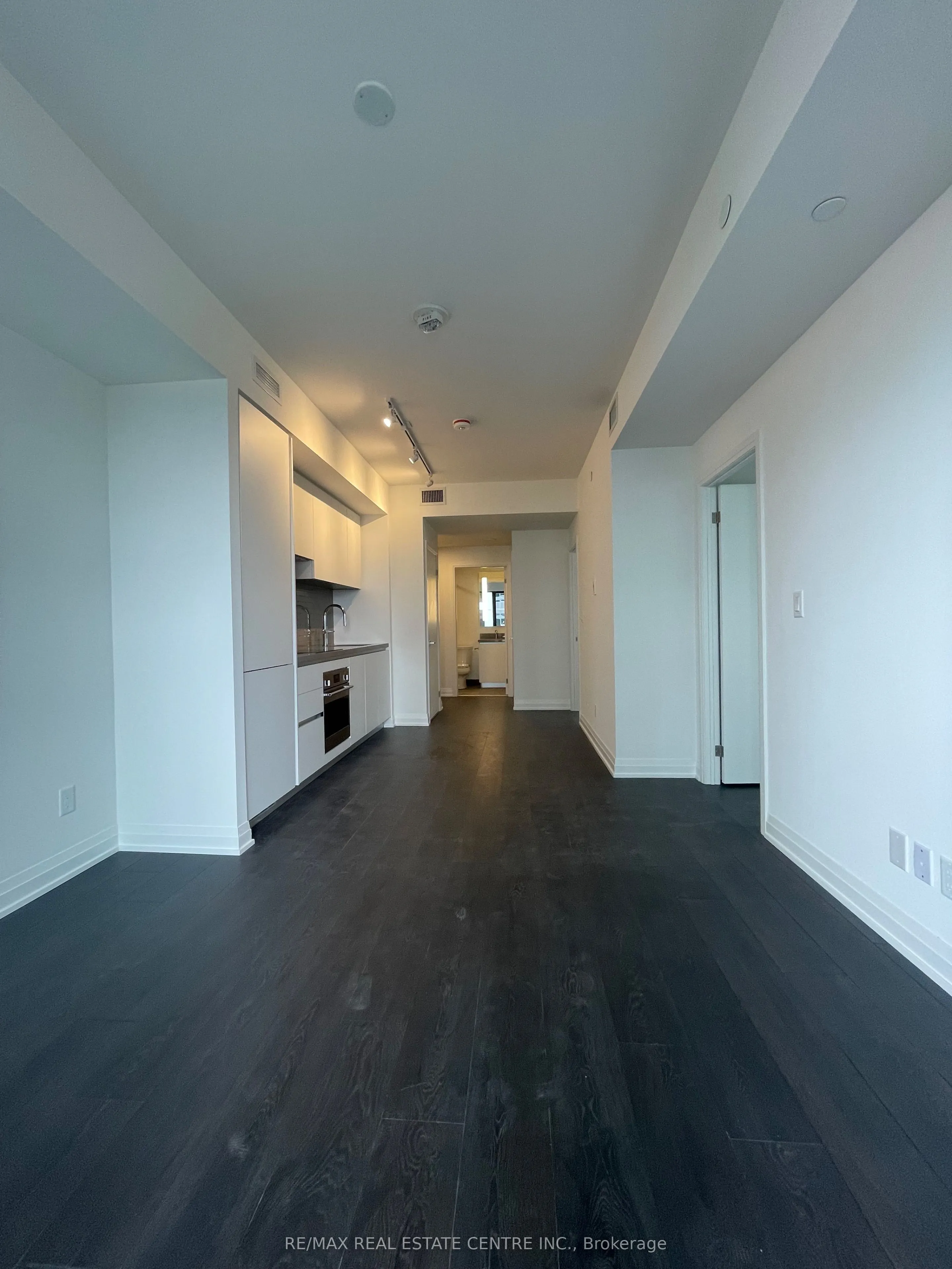 4015 The Exchange, #2010