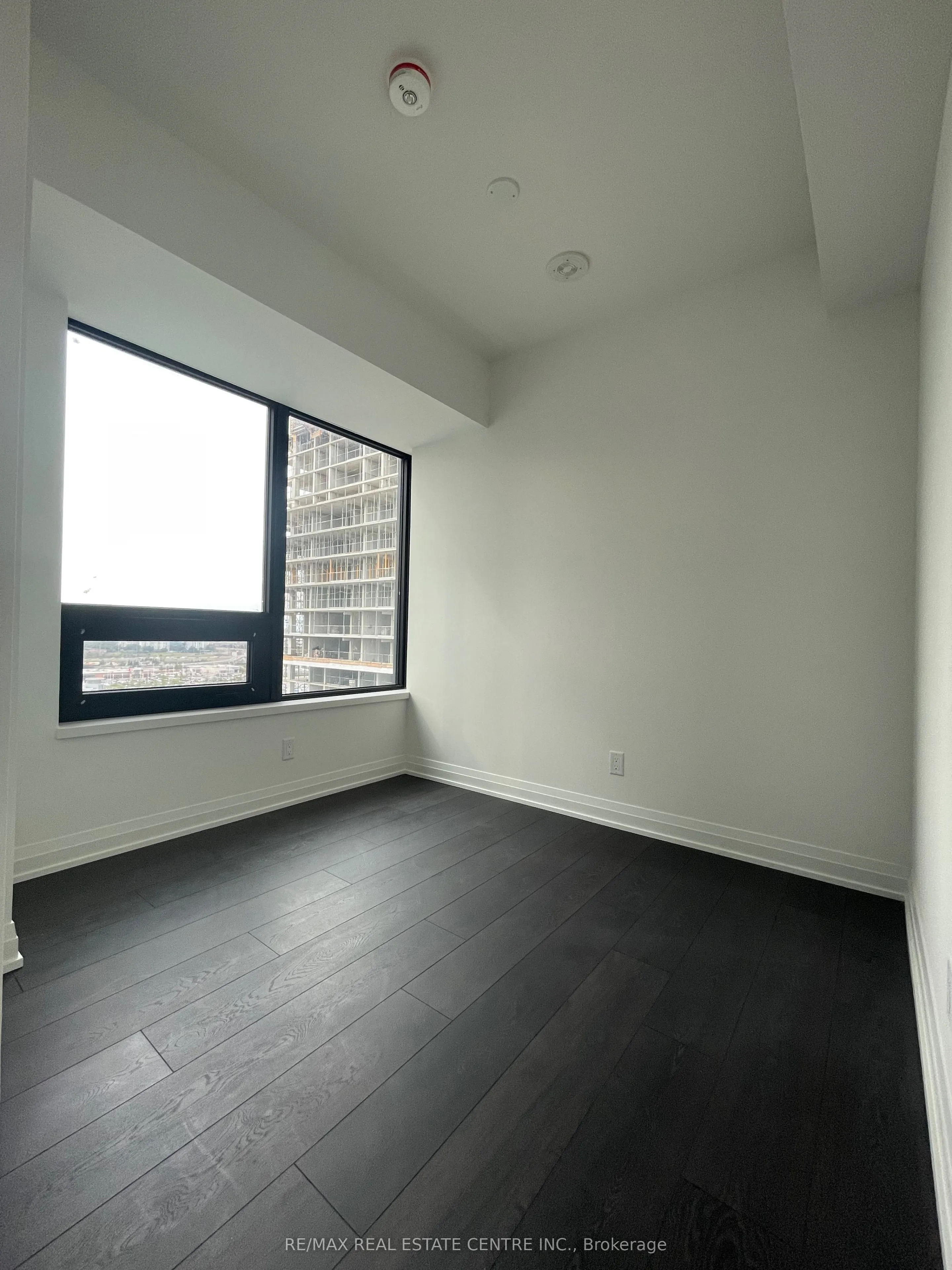 4015 The Exchange, #2010