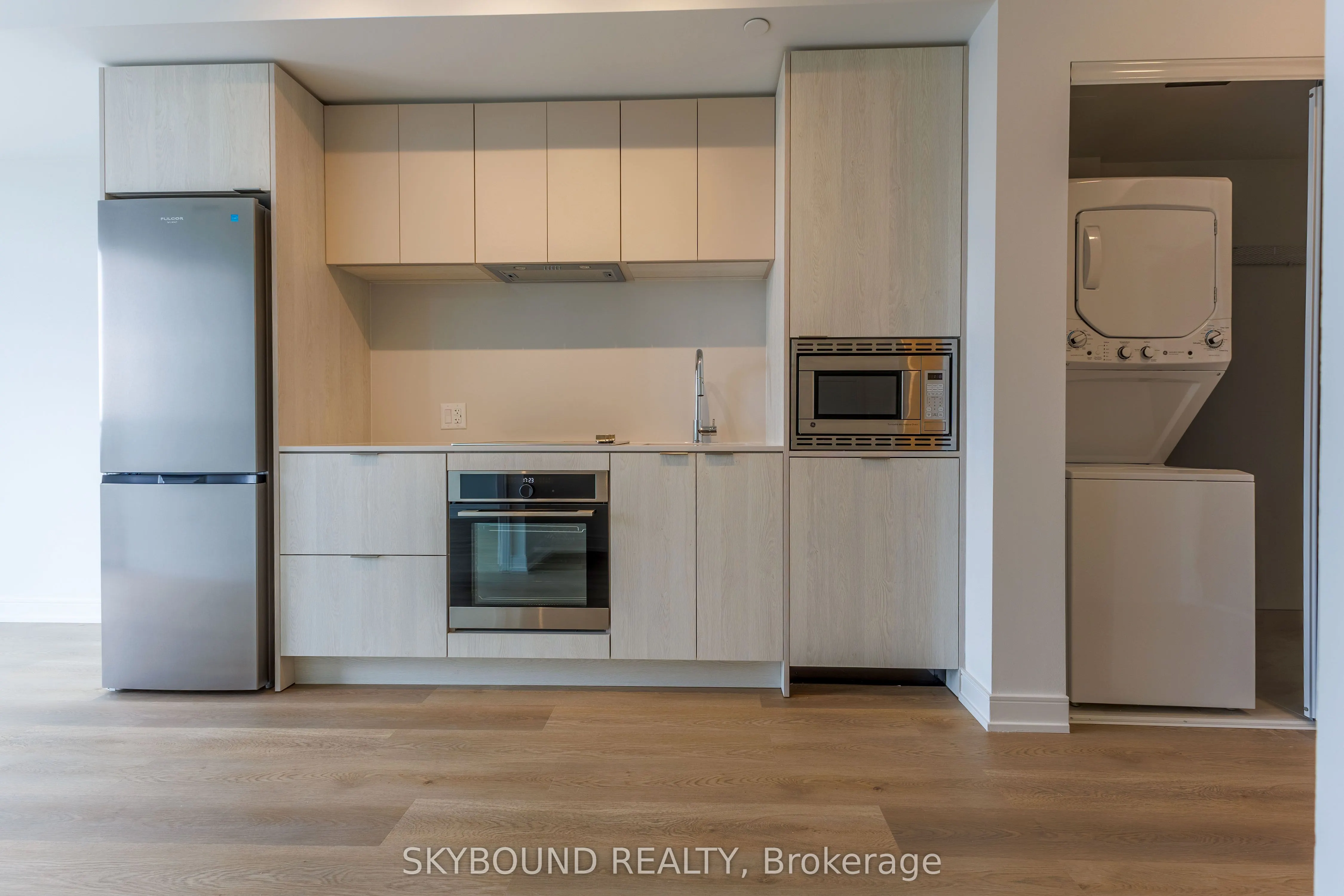 3009 Novar Road, #1210