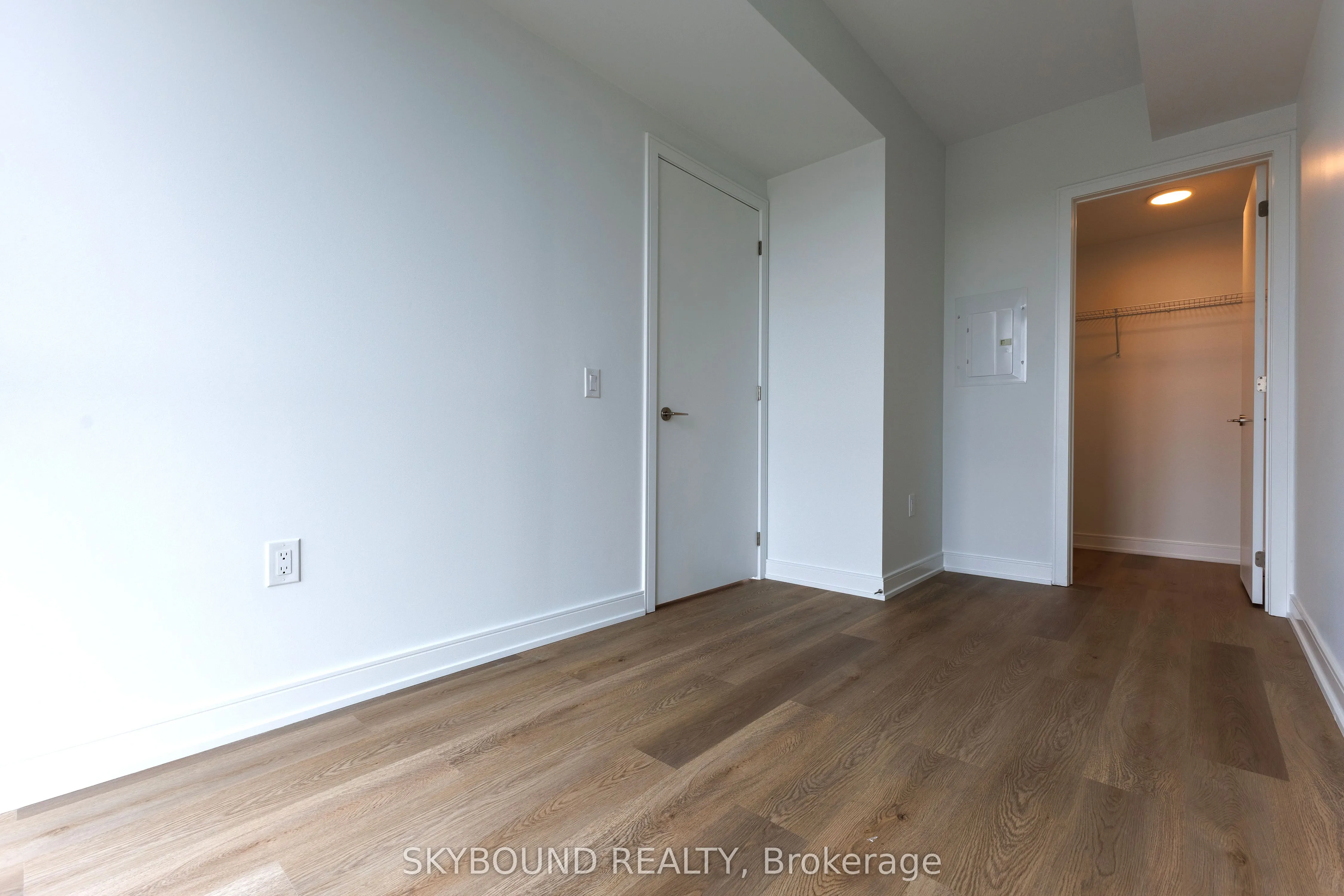 3009 Novar Road, #1210