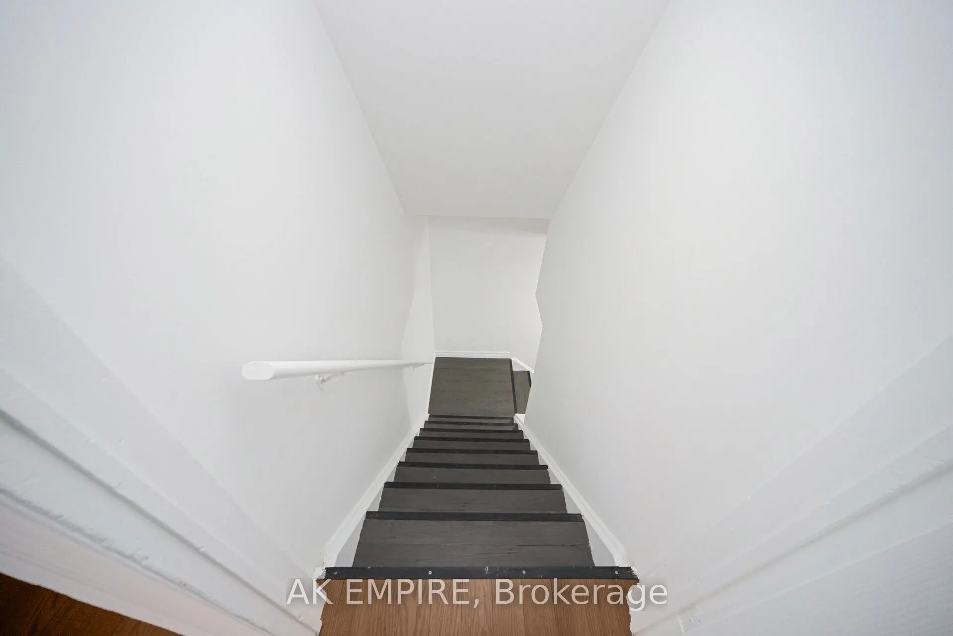 92 Whitehaven Drive