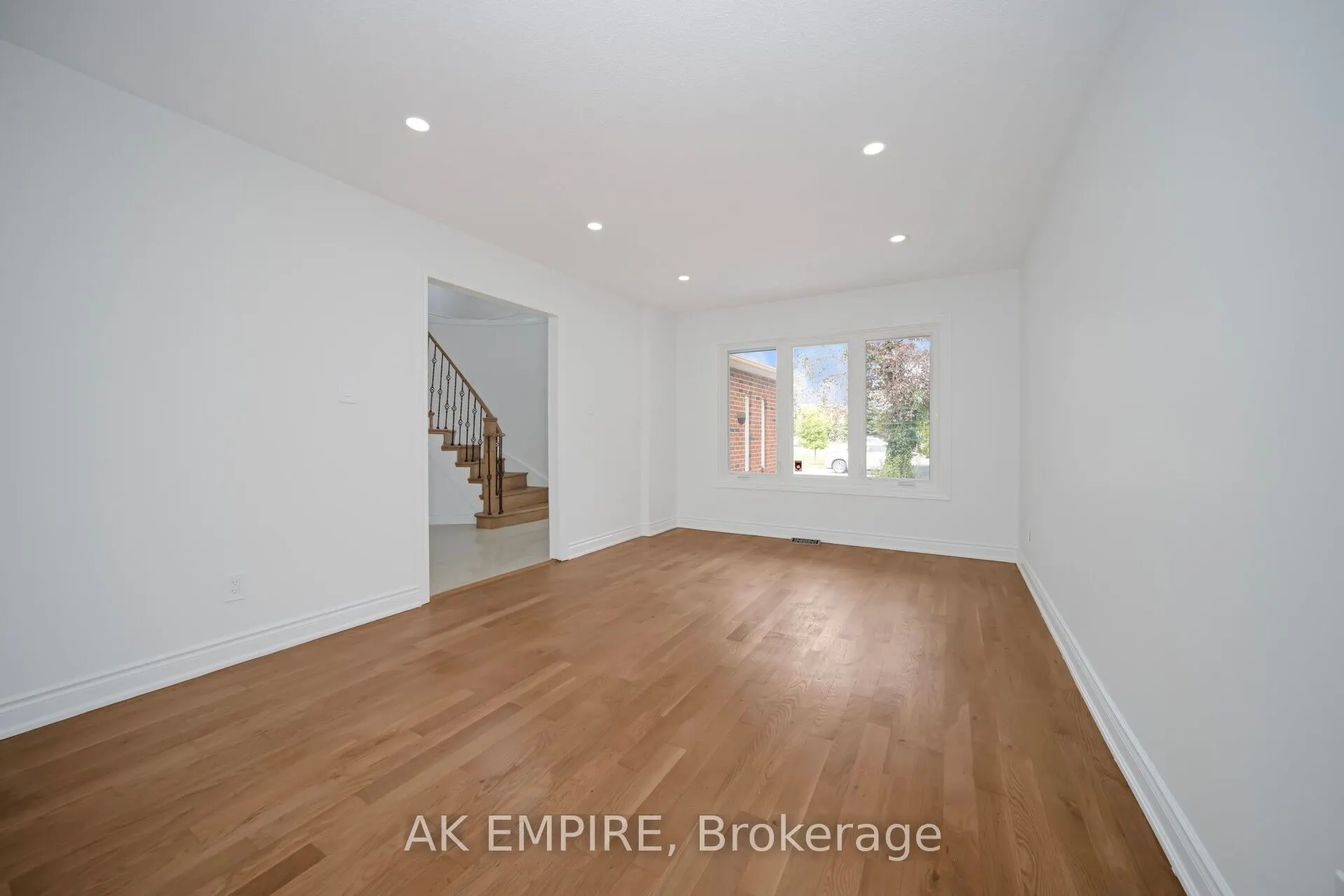 92 Whitehaven Drive