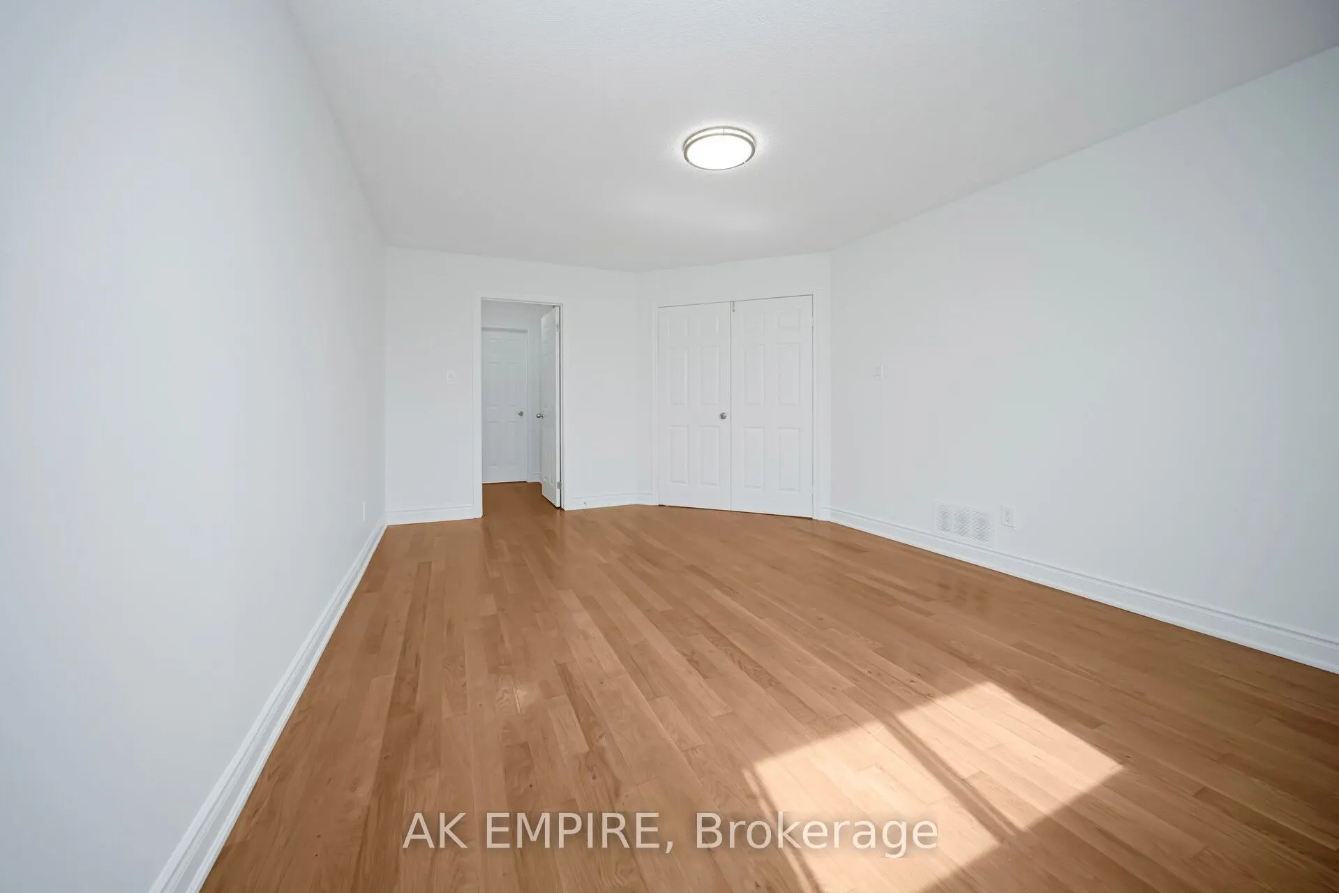 92 Whitehaven Drive