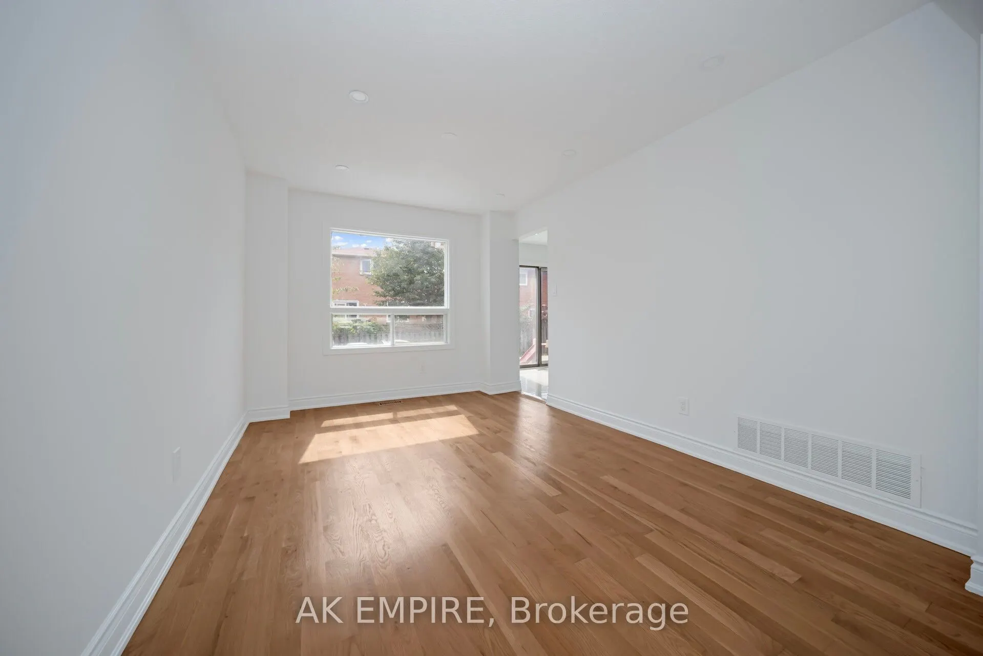 92 Whitehaven Drive