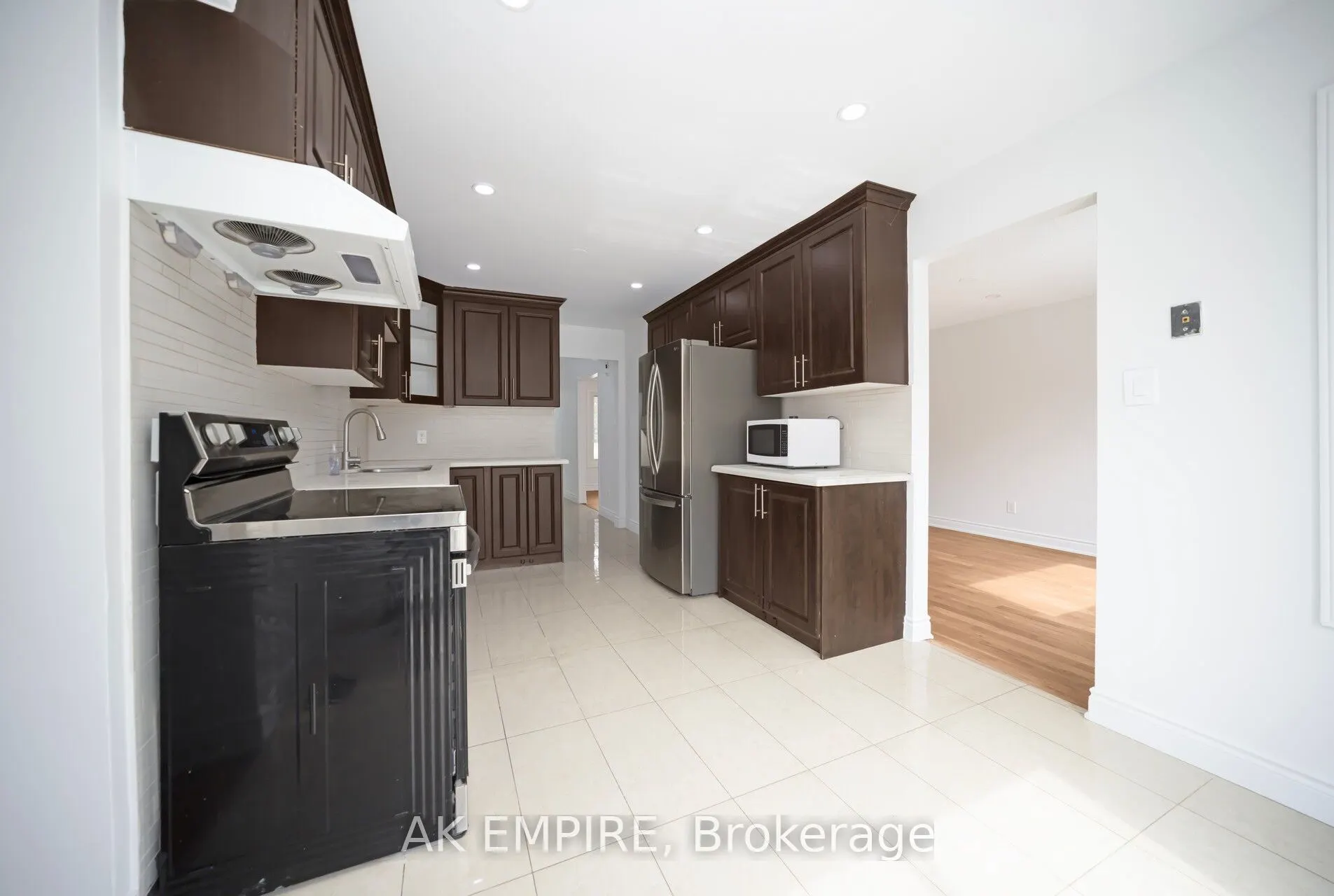 92 Whitehaven Drive