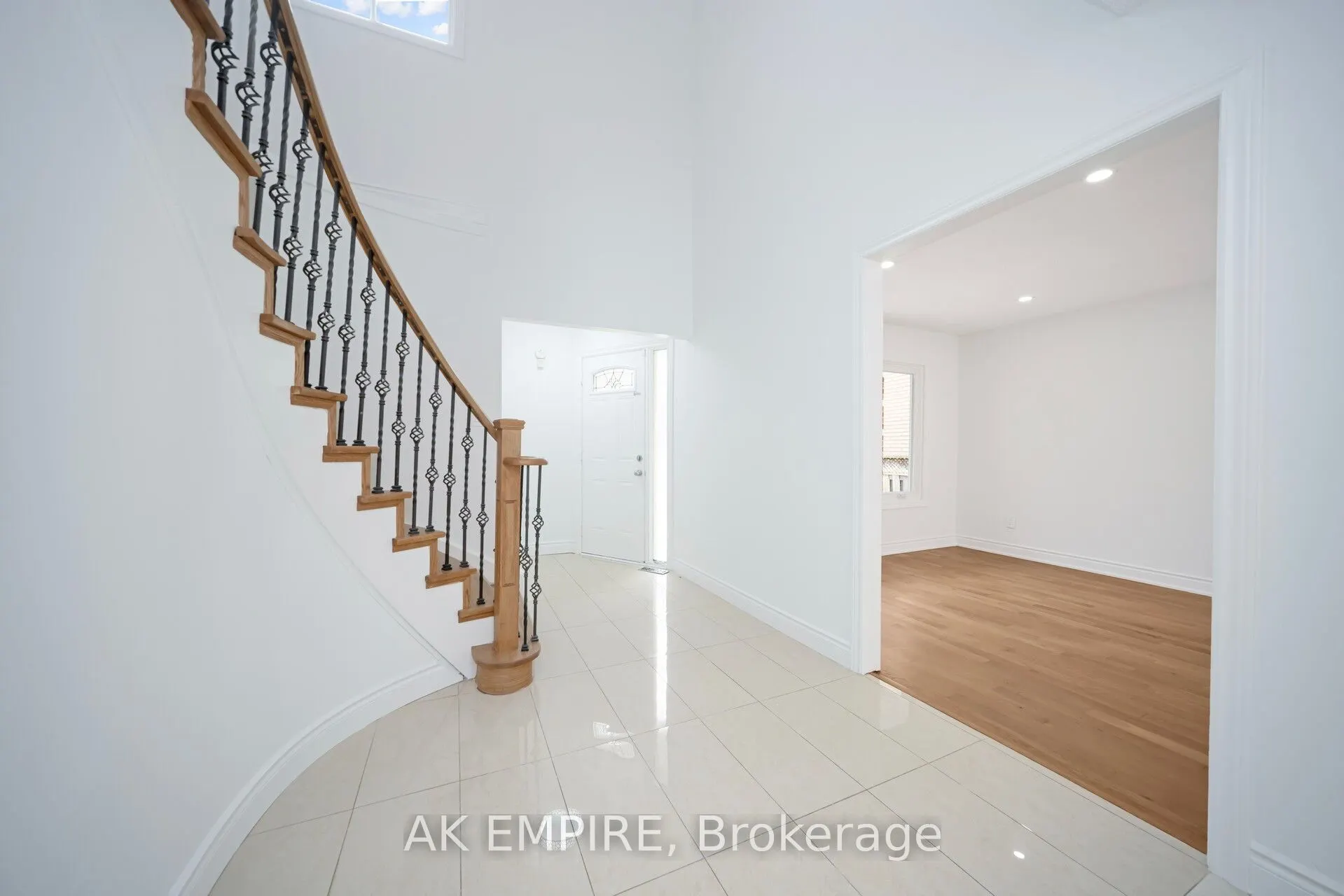 92 Whitehaven Drive