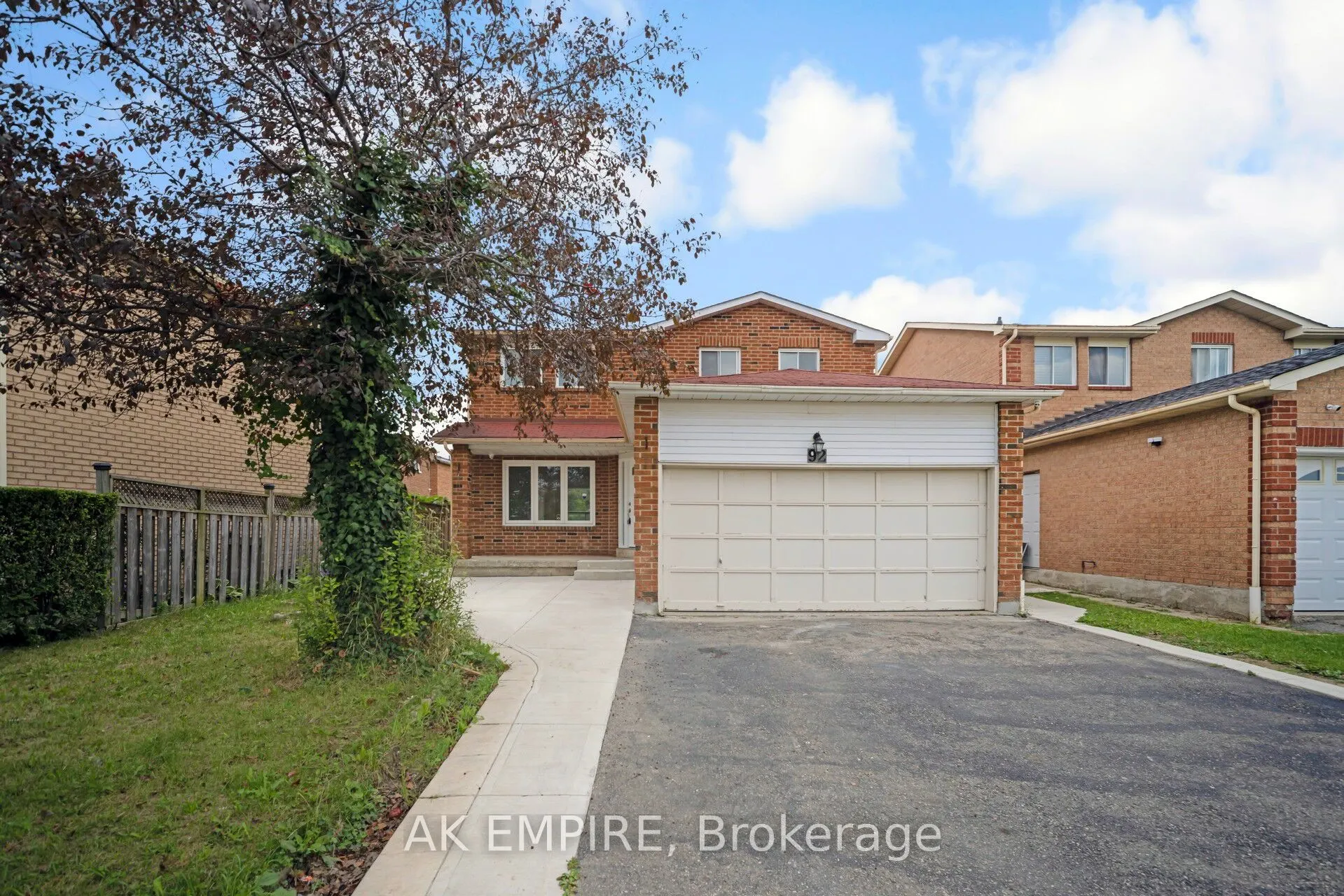 92 Whitehaven Drive