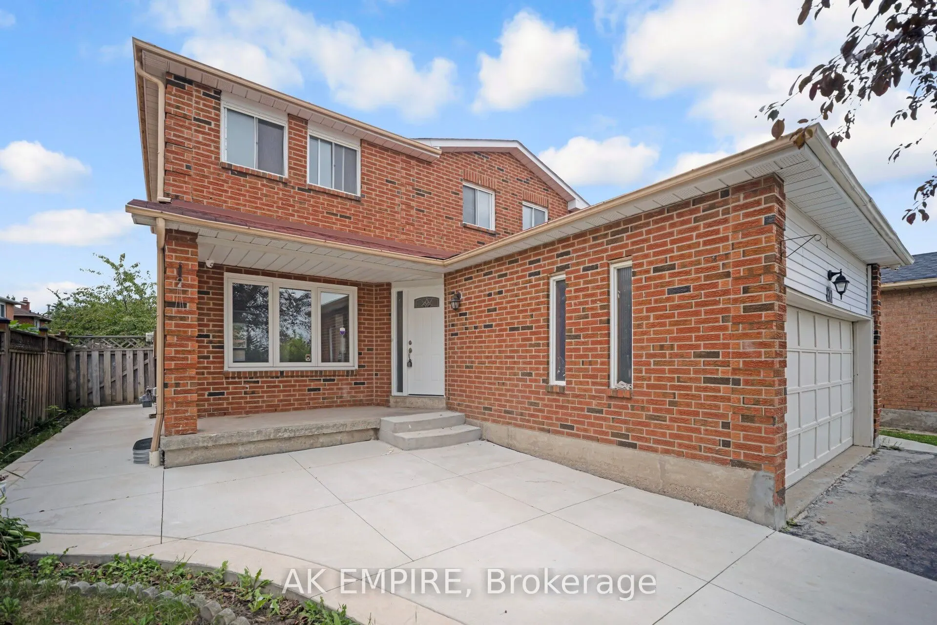 92 Whitehaven Drive