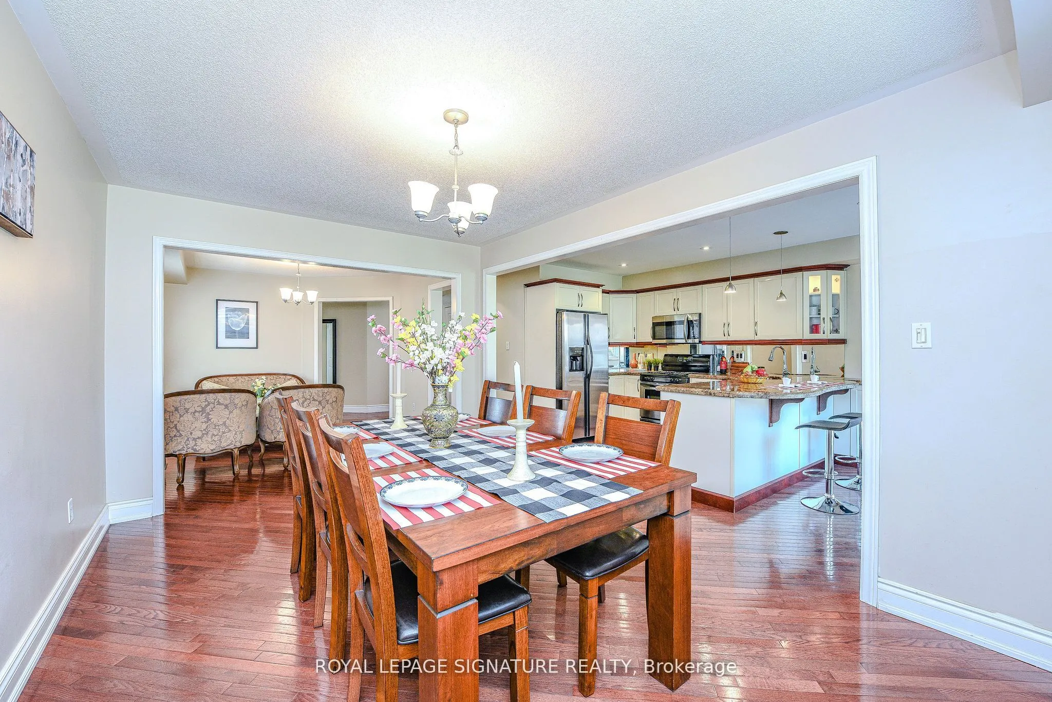2547 Raglan Court