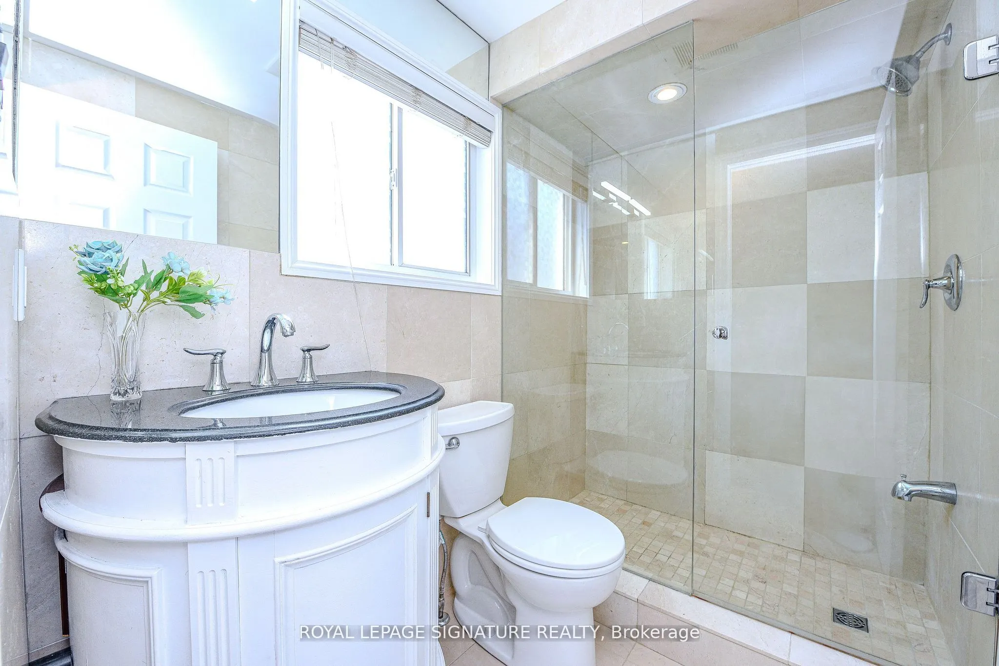 2547 Raglan Court