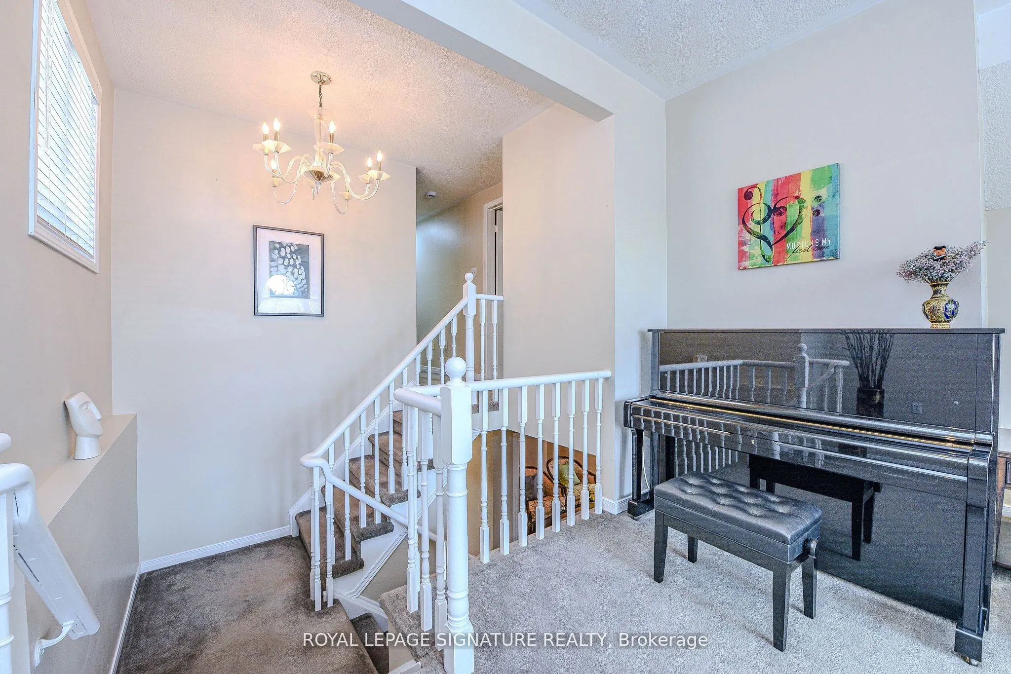 2547 Raglan Court