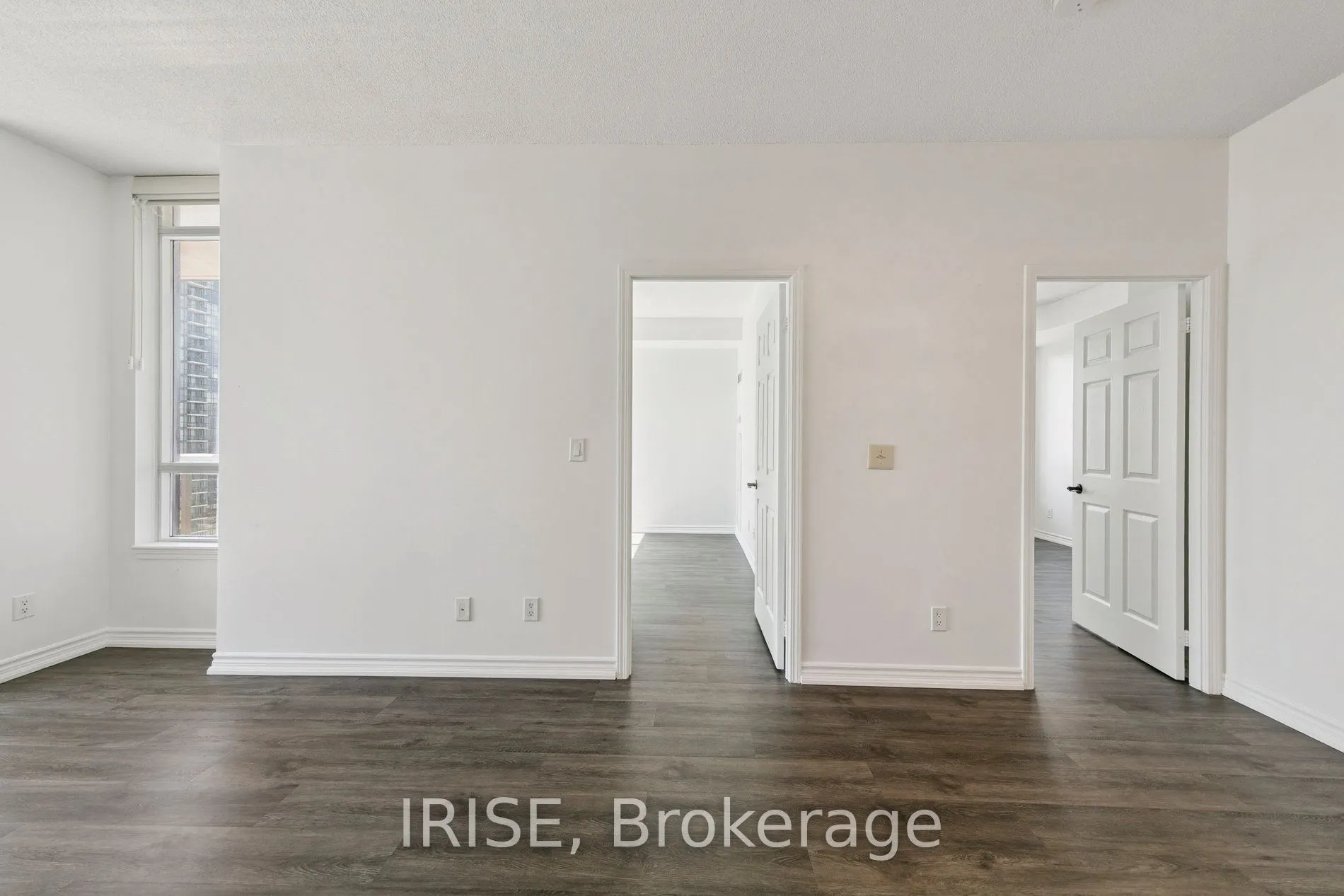 388 Prince Of Wales Drive, #2102