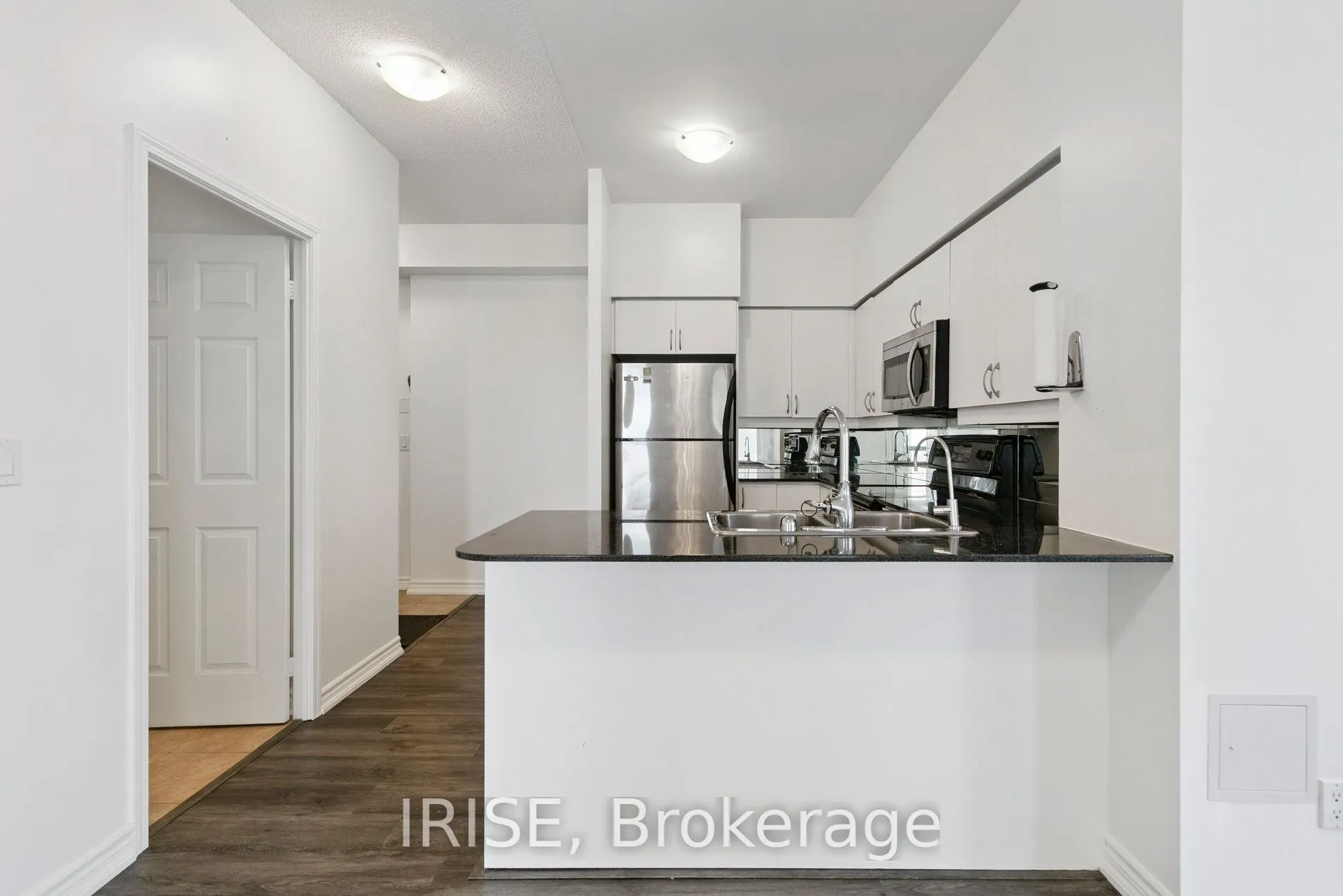 388 Prince Of Wales Drive, #2102