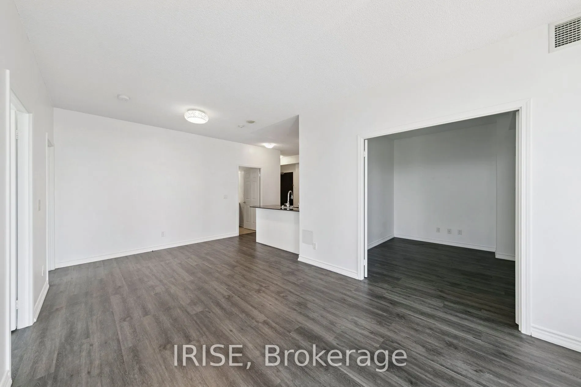 388 Prince Of Wales Drive, #2102