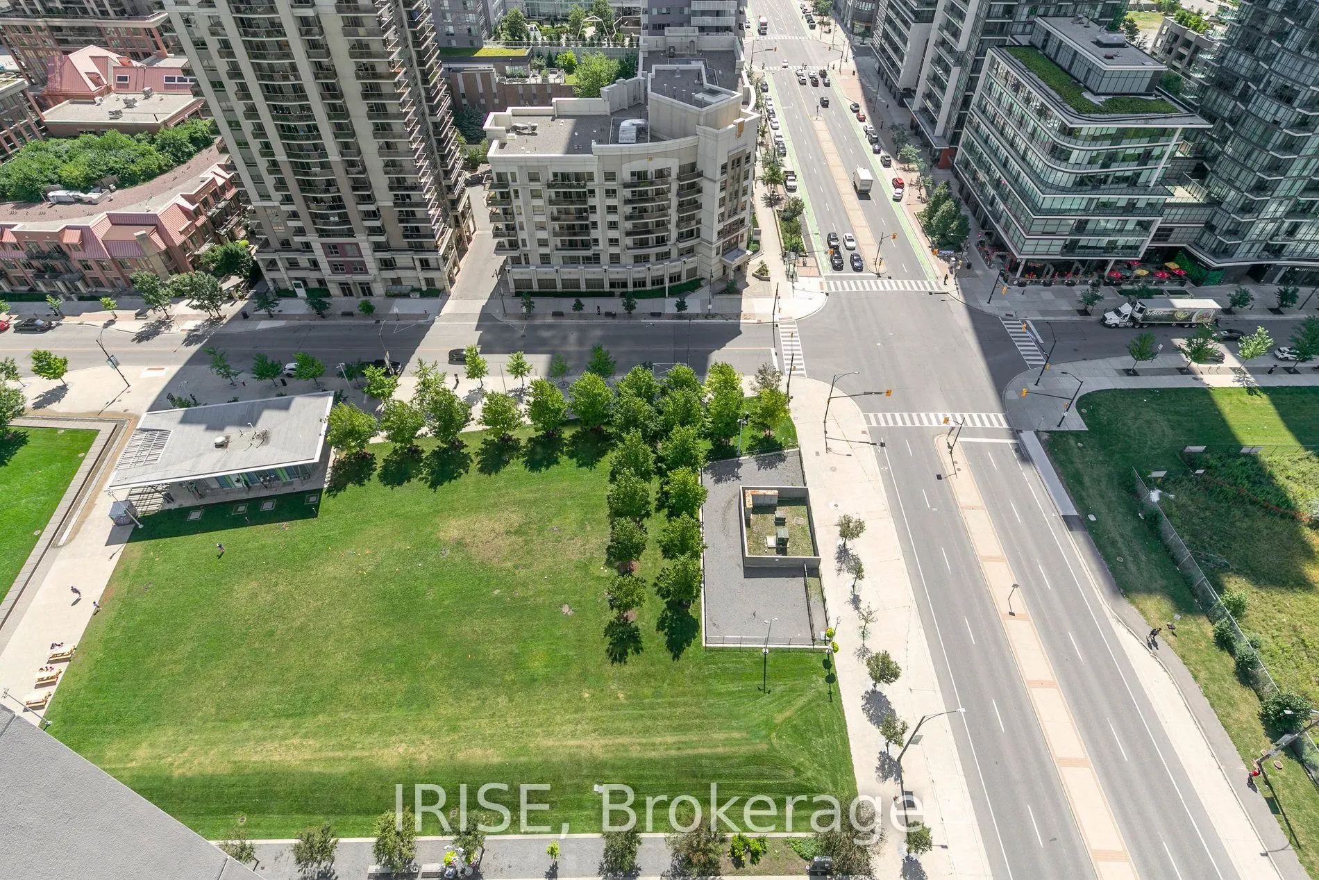 388 Prince Of Wales Drive, #2102