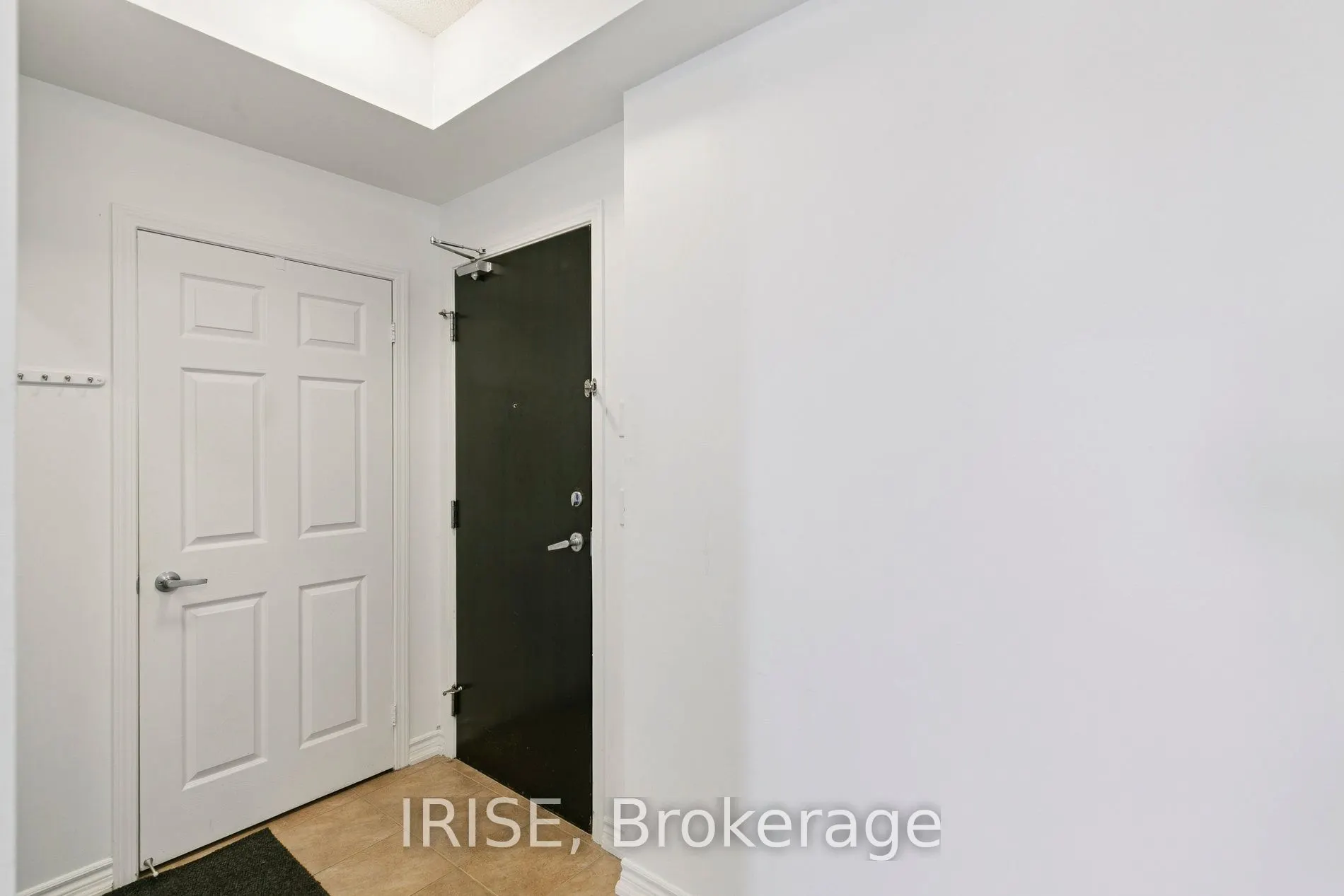 388 Prince Of Wales Drive, #2102