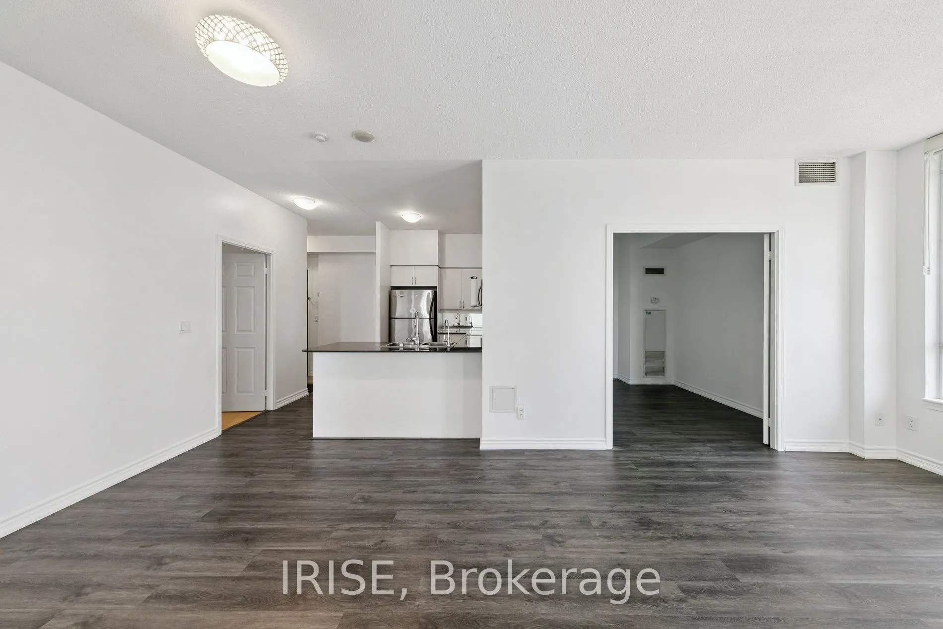 388 Prince Of Wales Drive, #2102