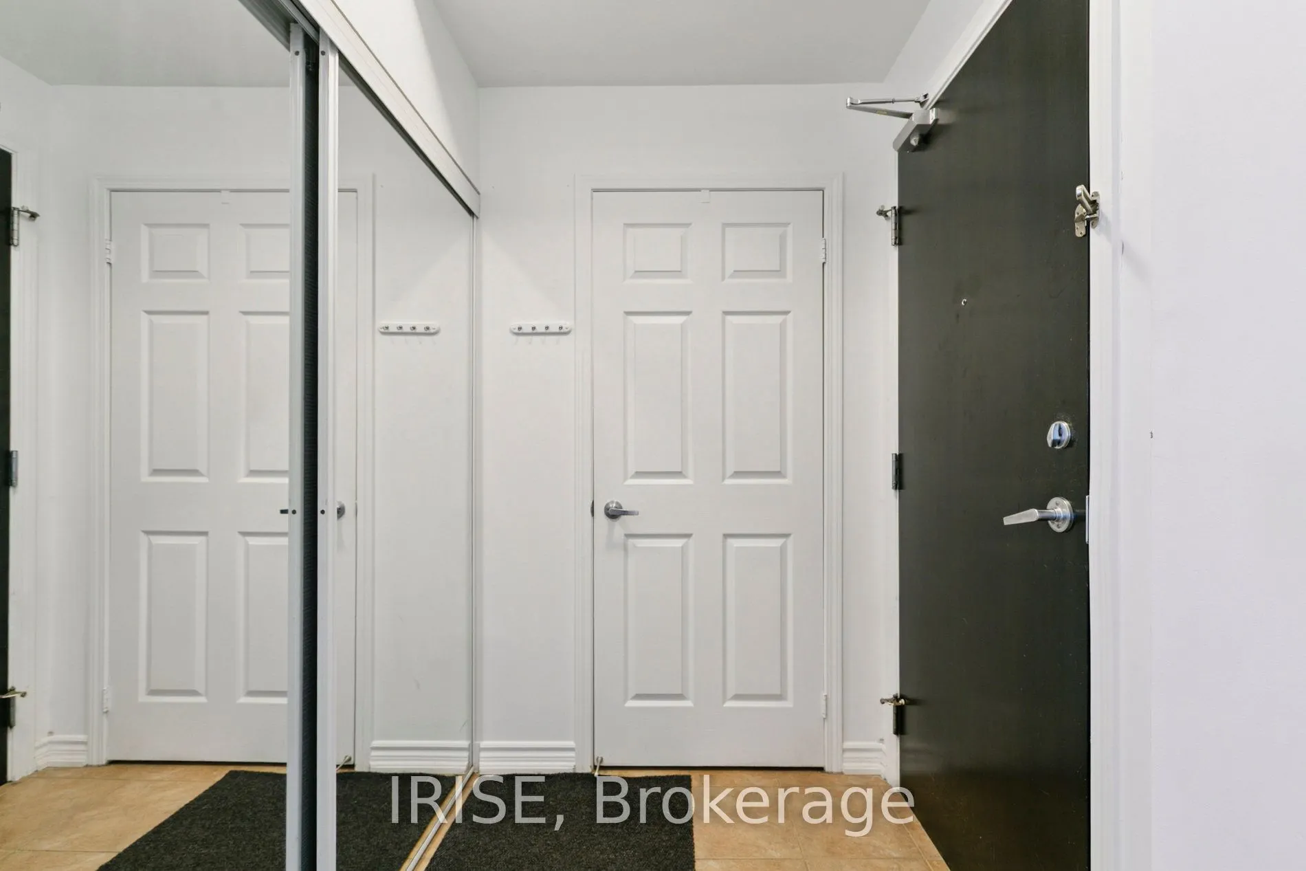 388 Prince Of Wales Drive, #2102