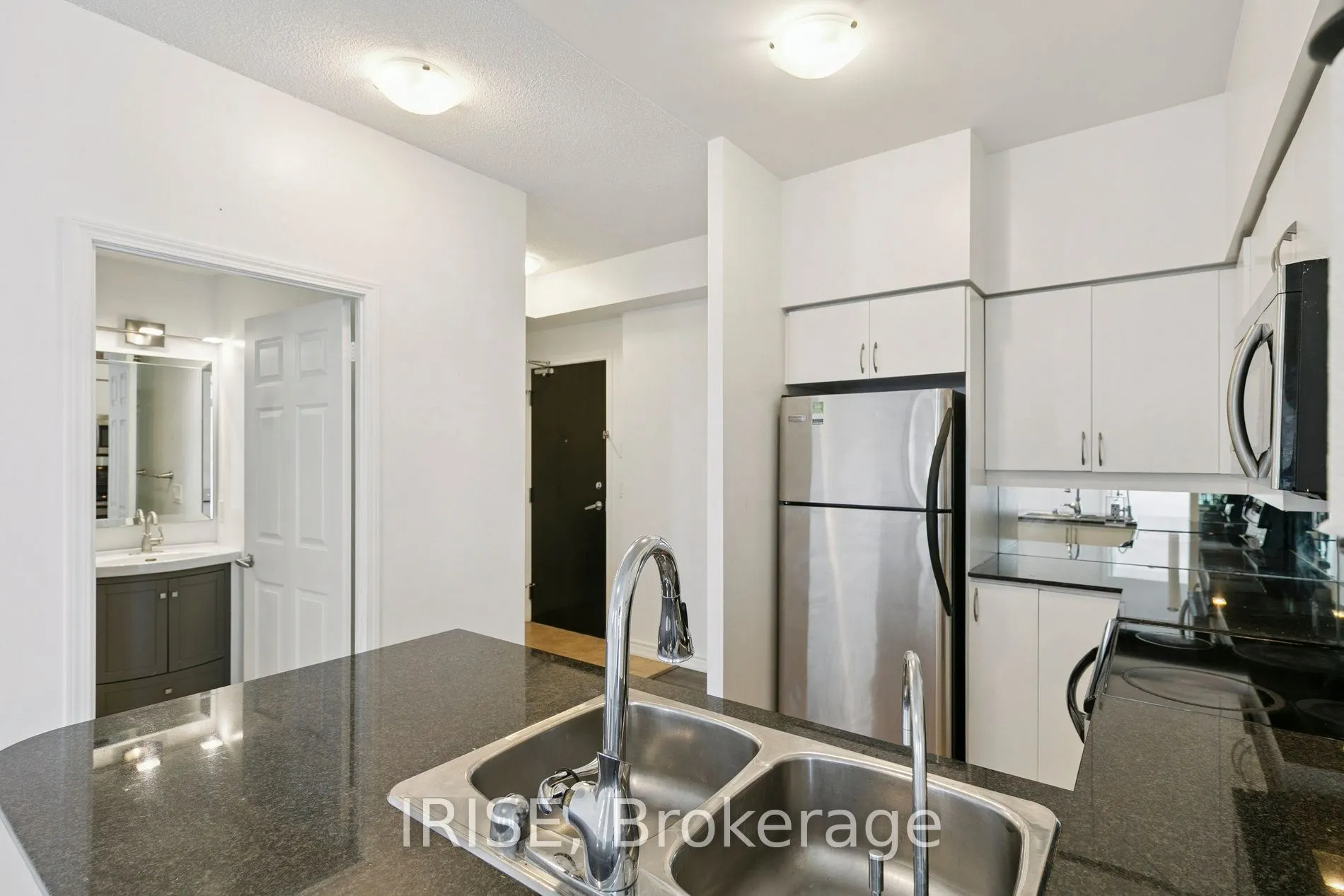 388 Prince Of Wales Drive, #2102