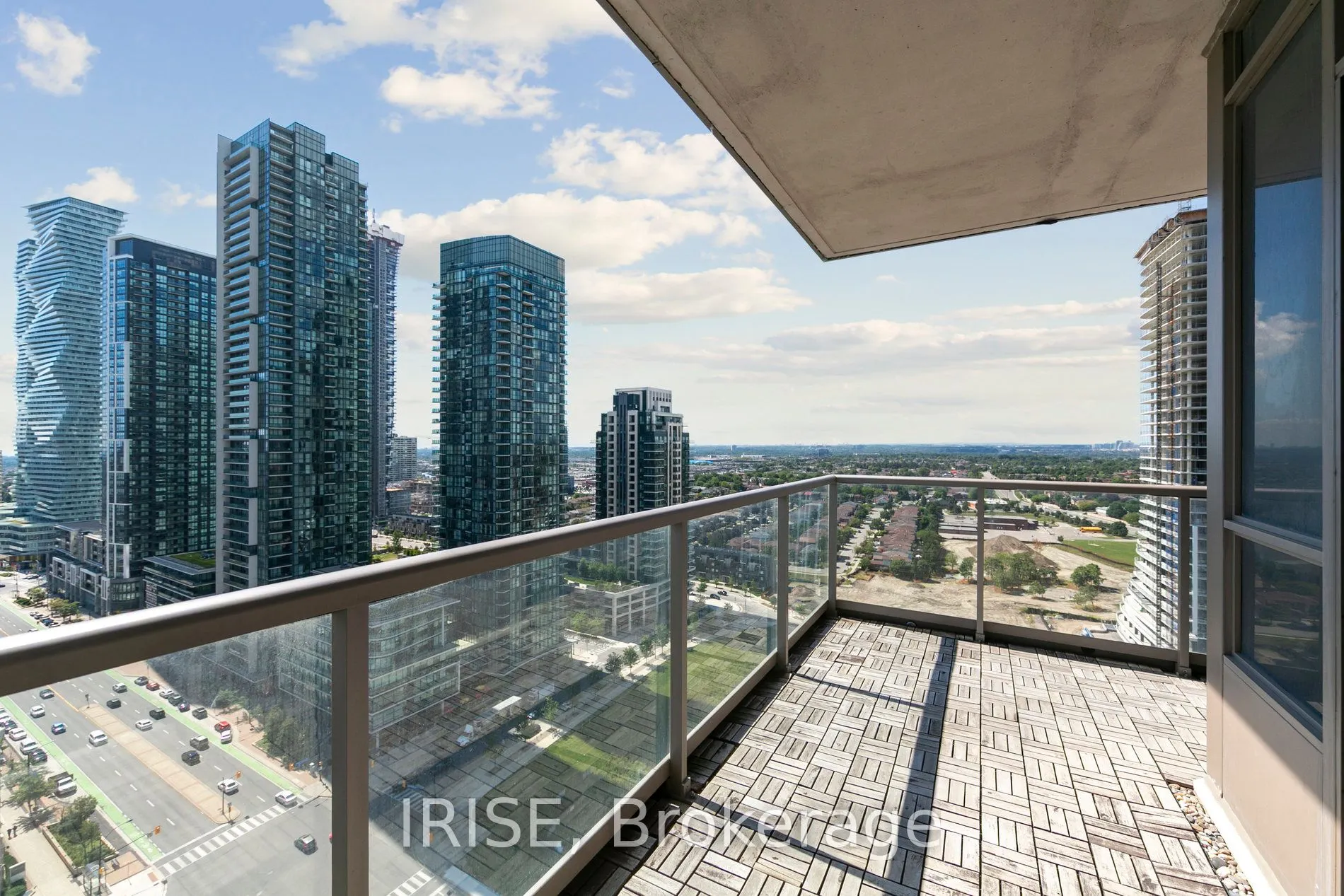 388 Prince Of Wales Drive, #2102