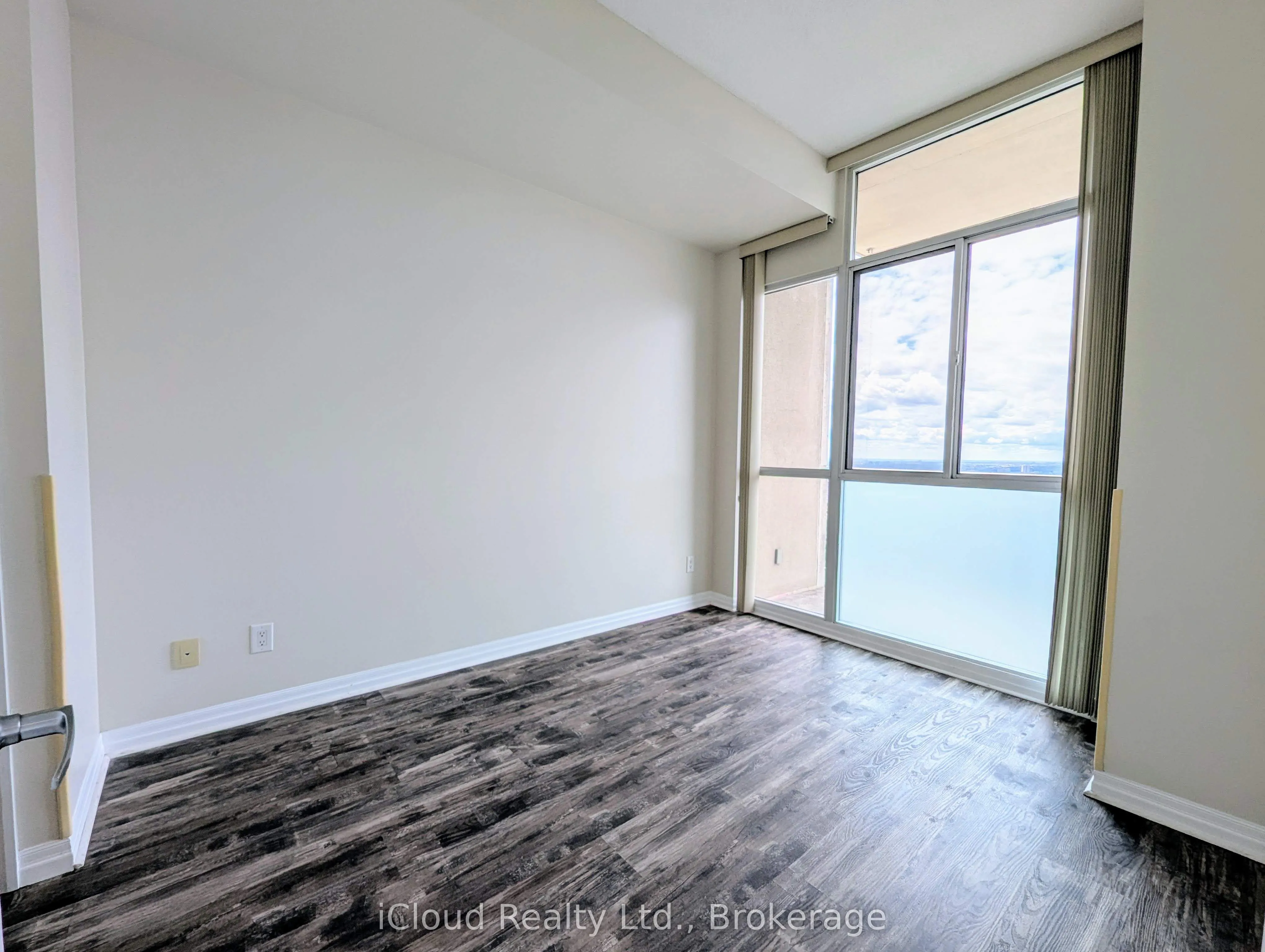 225 Webb Drive, #3501