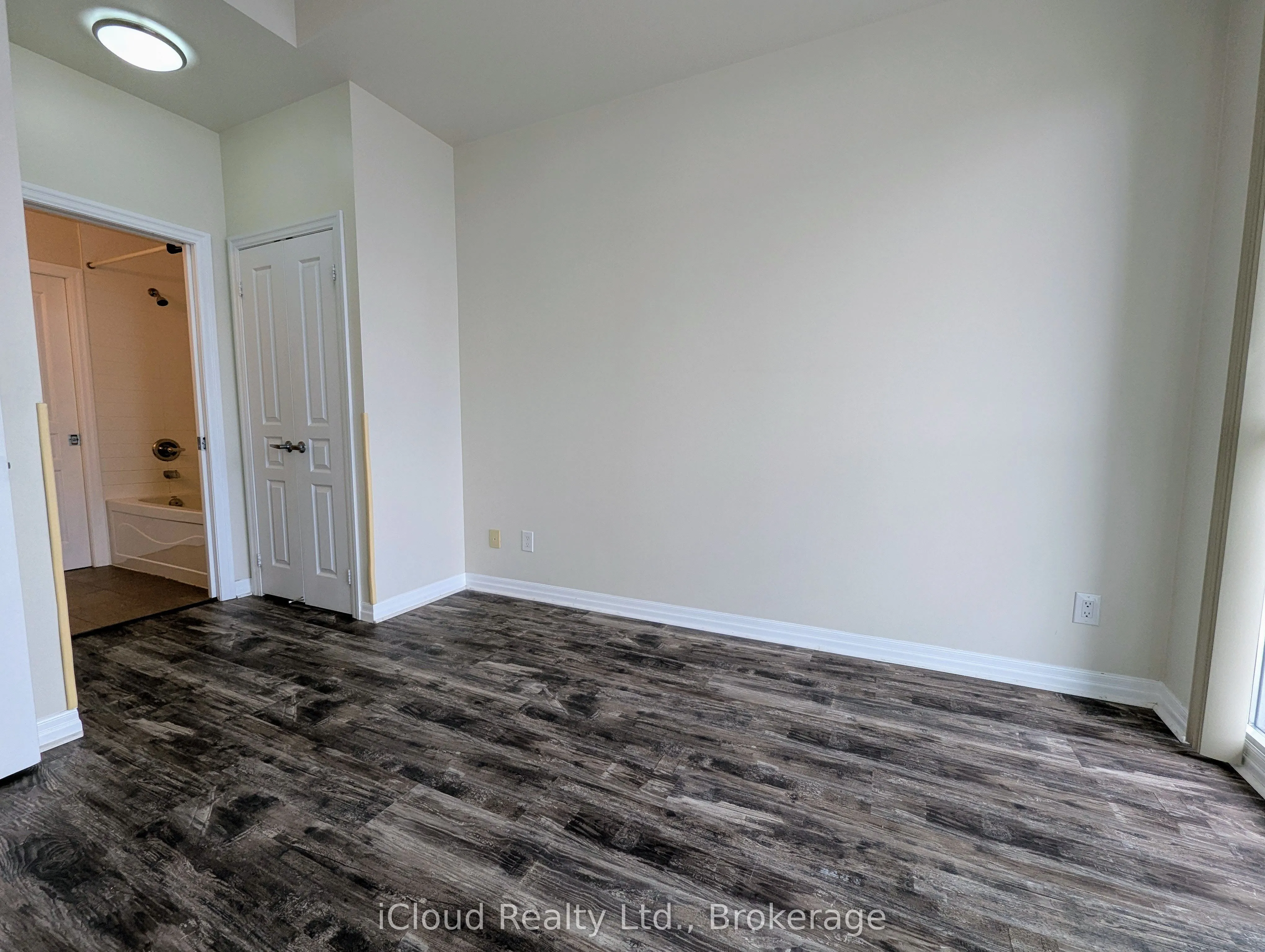 225 Webb Drive, #3501