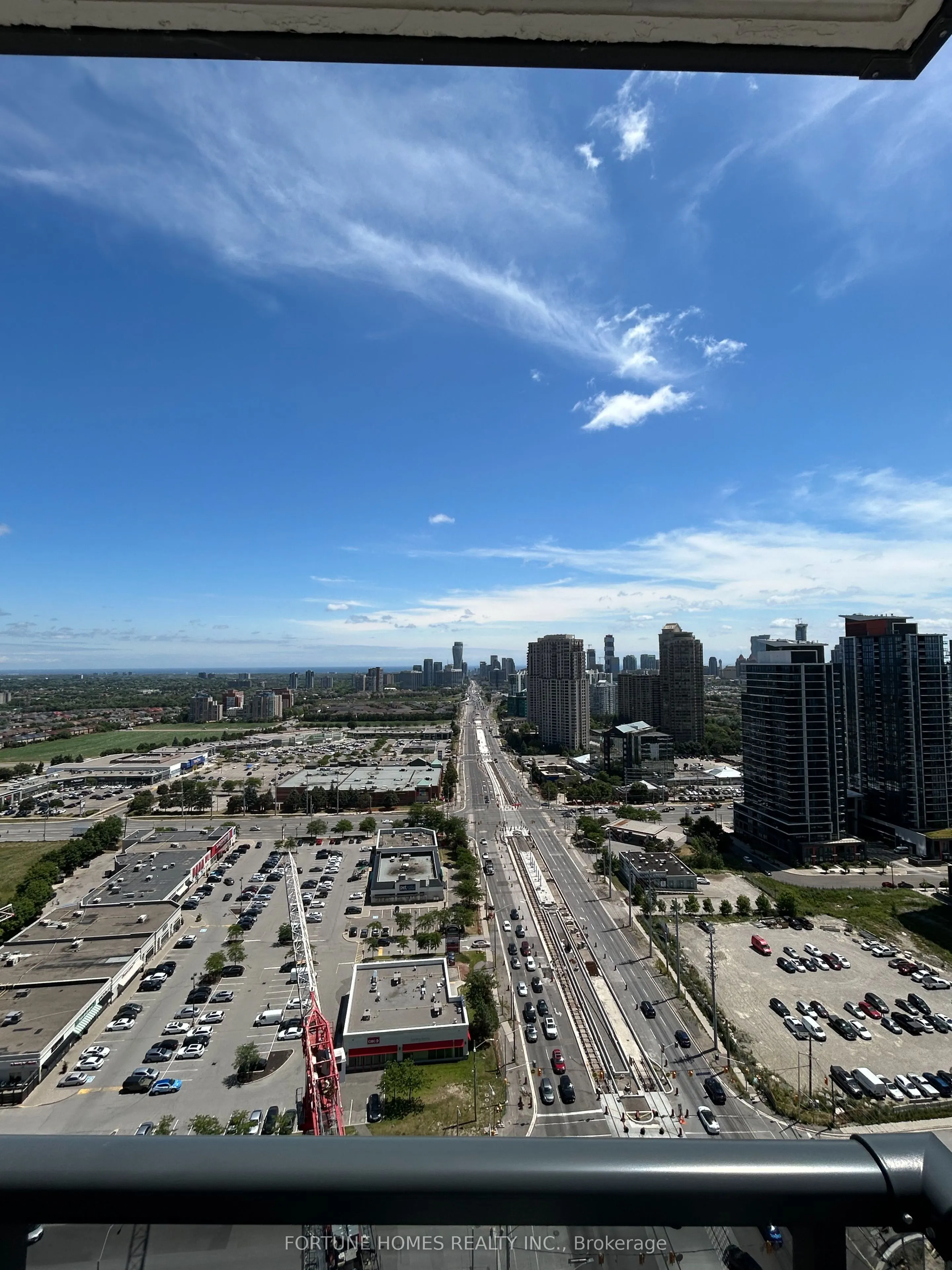 5105 Hurontario Street, #2405