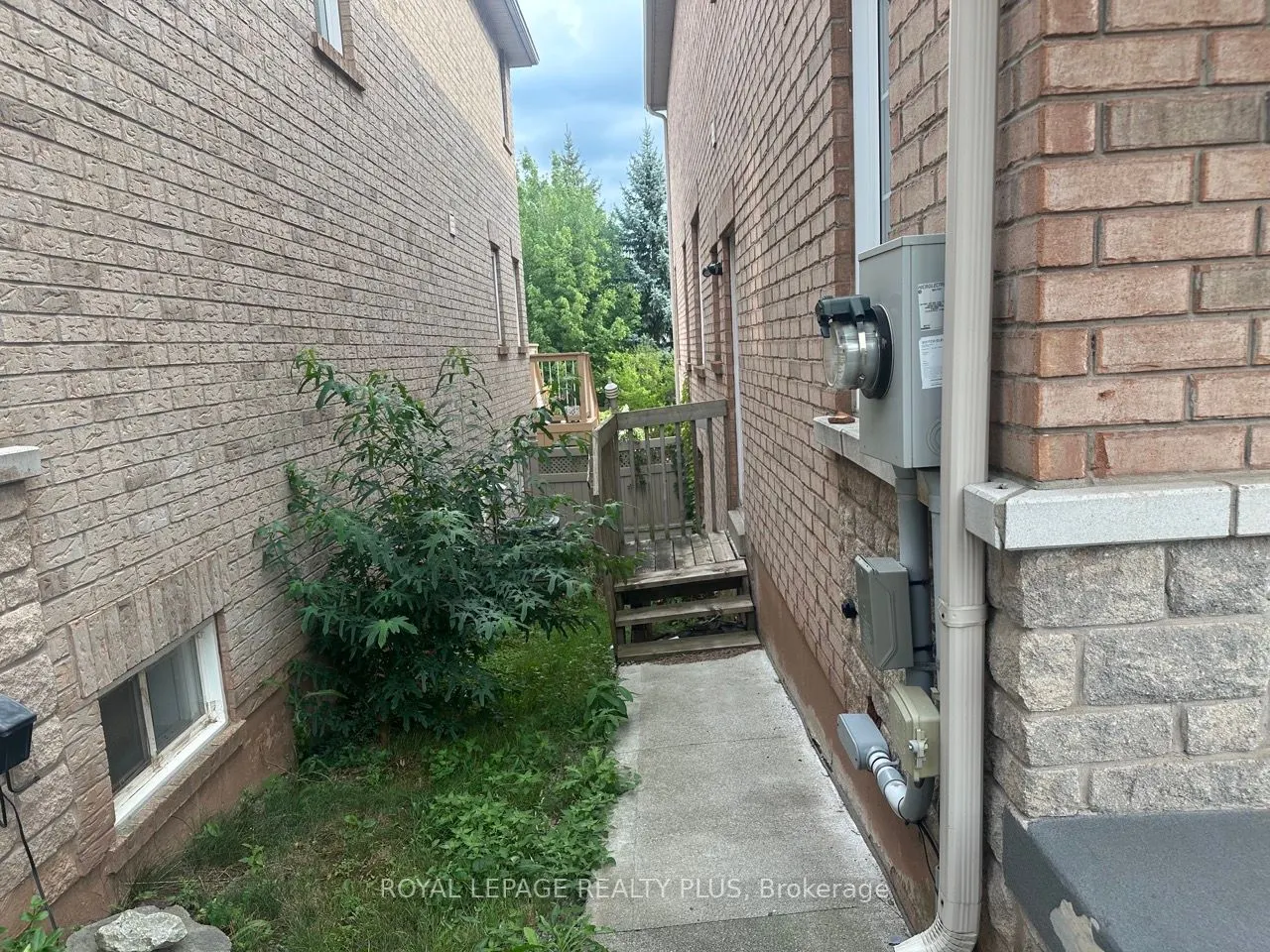 2416 Hilda Drive