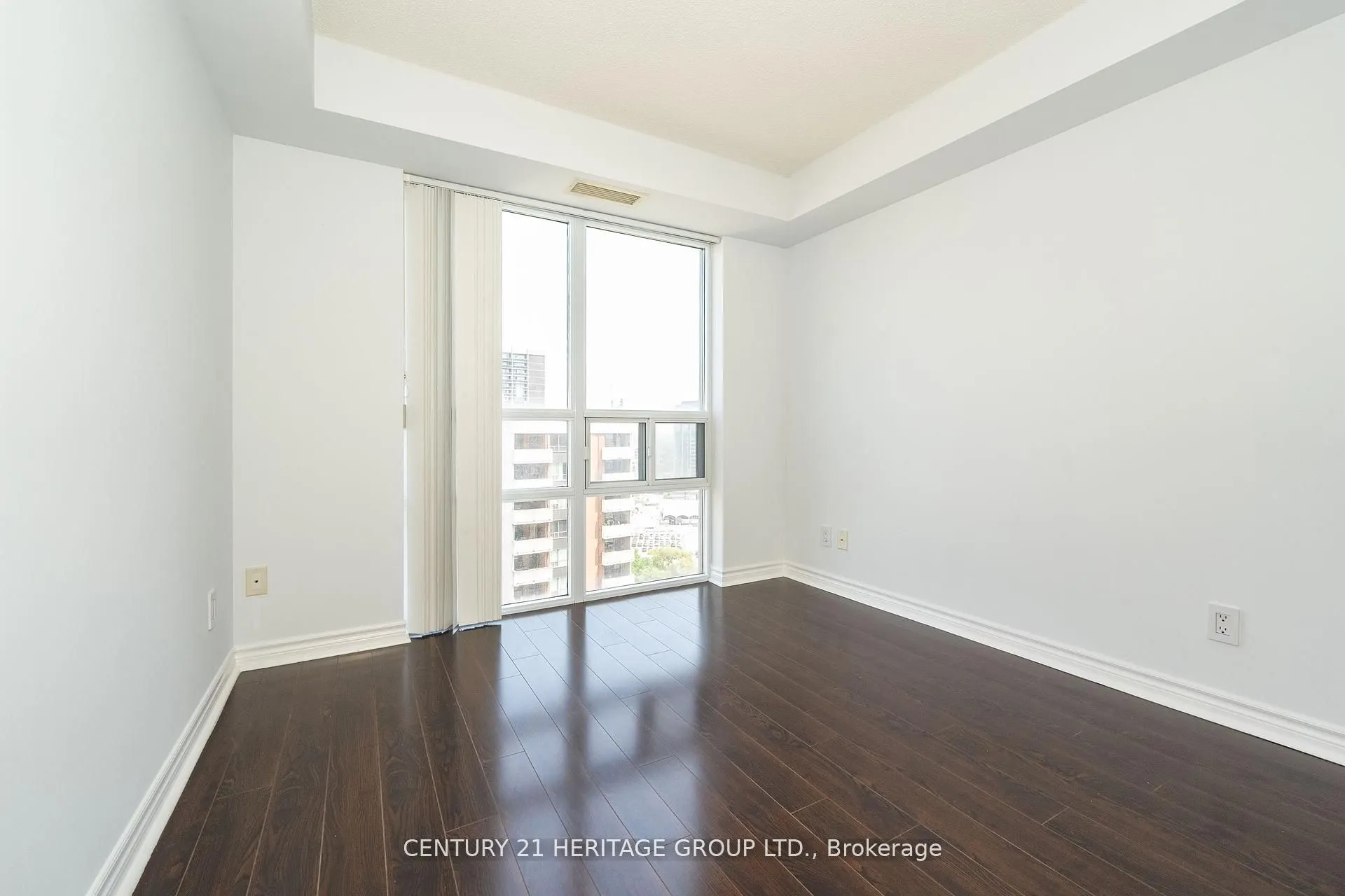 5 Michael Power Place, #2002