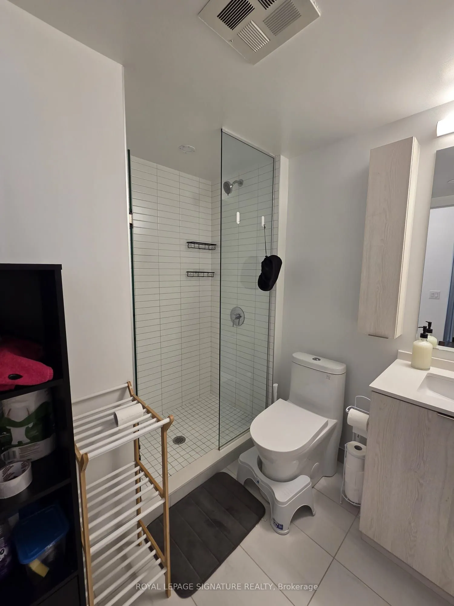 86 Dundas Street E, #314
