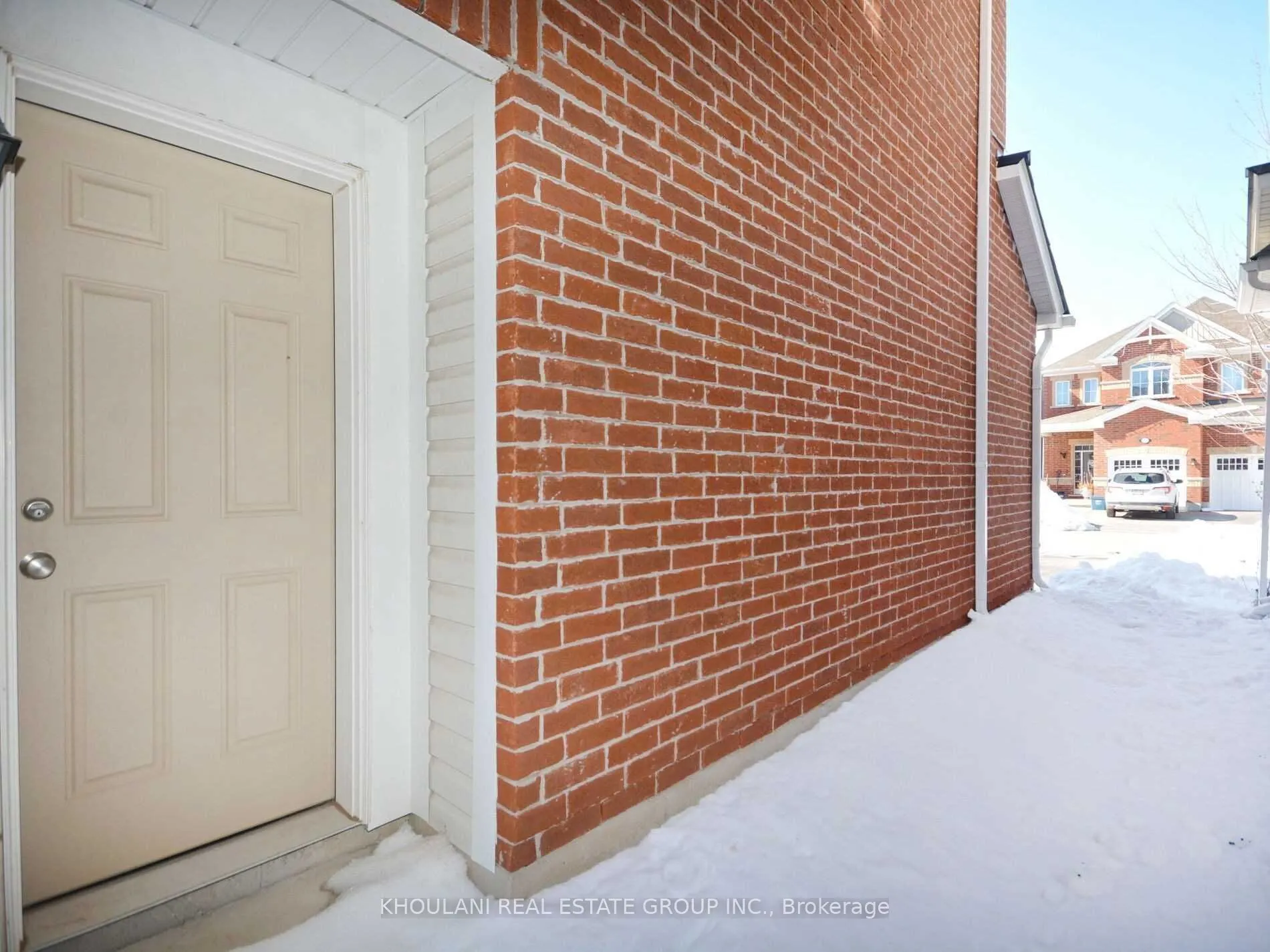 632 Langholm Street