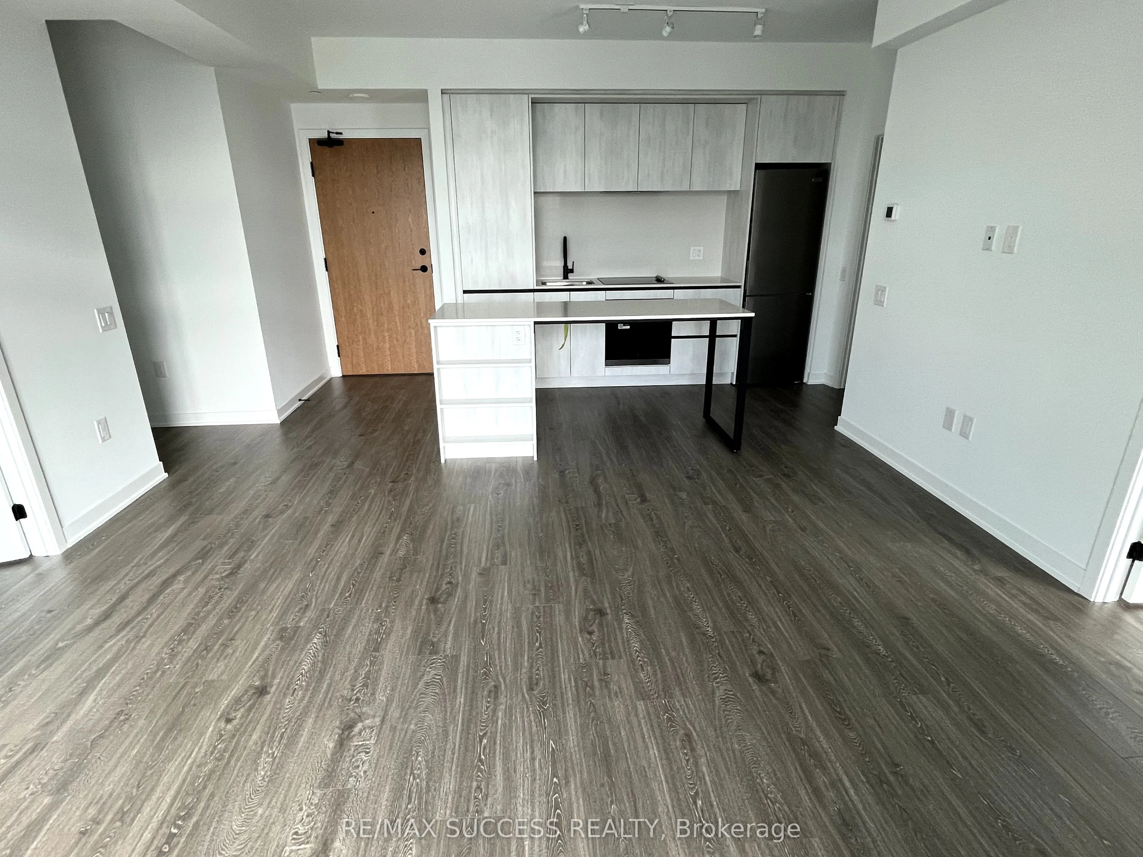 2495 Eglinton Avenue W, #2308