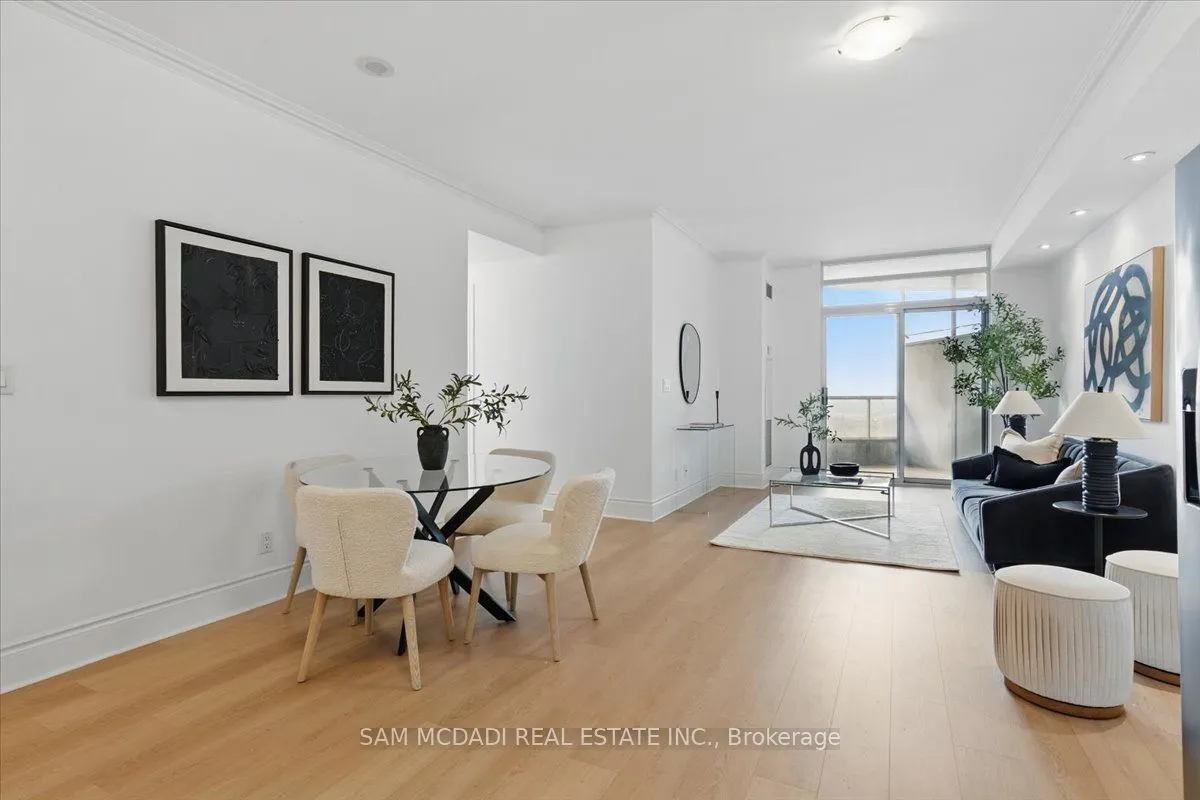3888 Duke Of York Boulevard, #3028