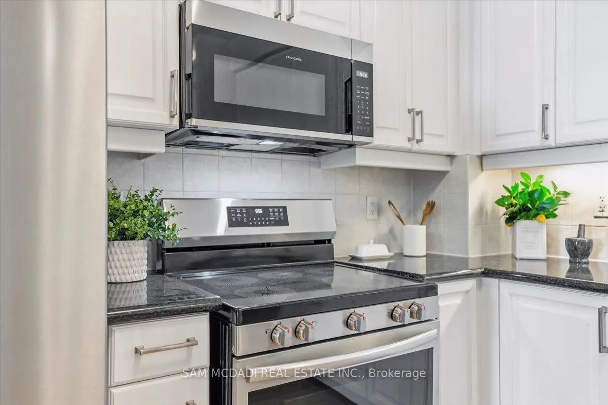 3888 Duke Of York Boulevard, #3028