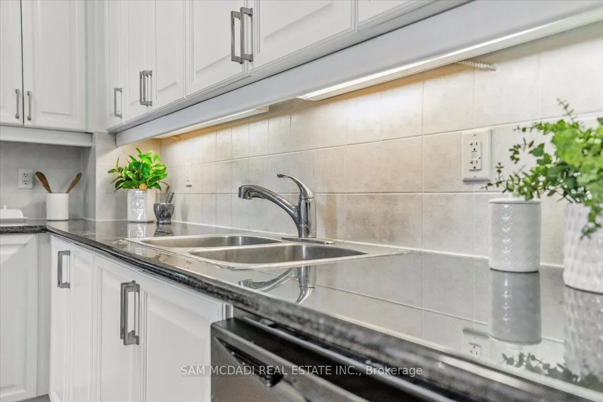3888 Duke Of York Boulevard, #3028