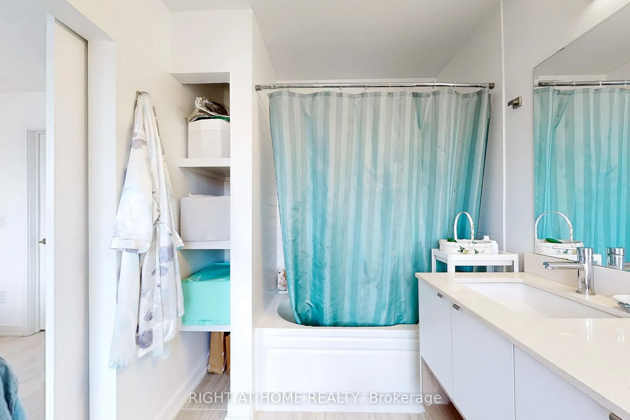 1121 Cooke Boulevard, #85