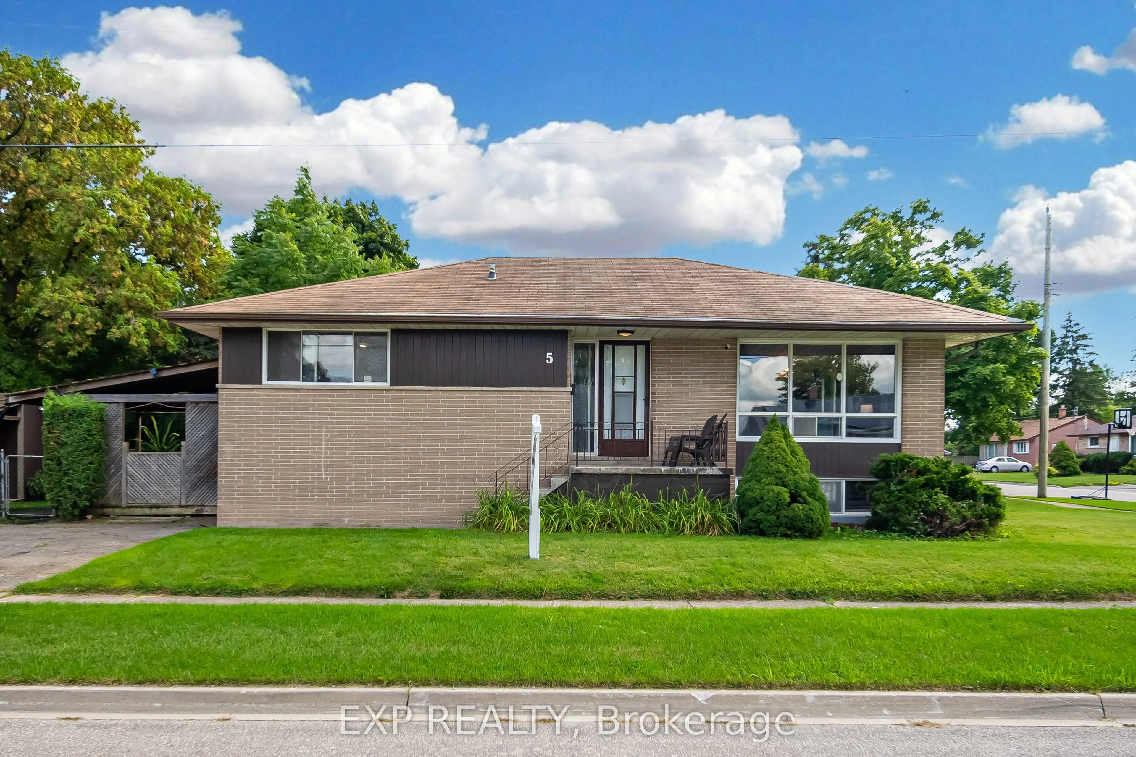 5 GAIREY Drive