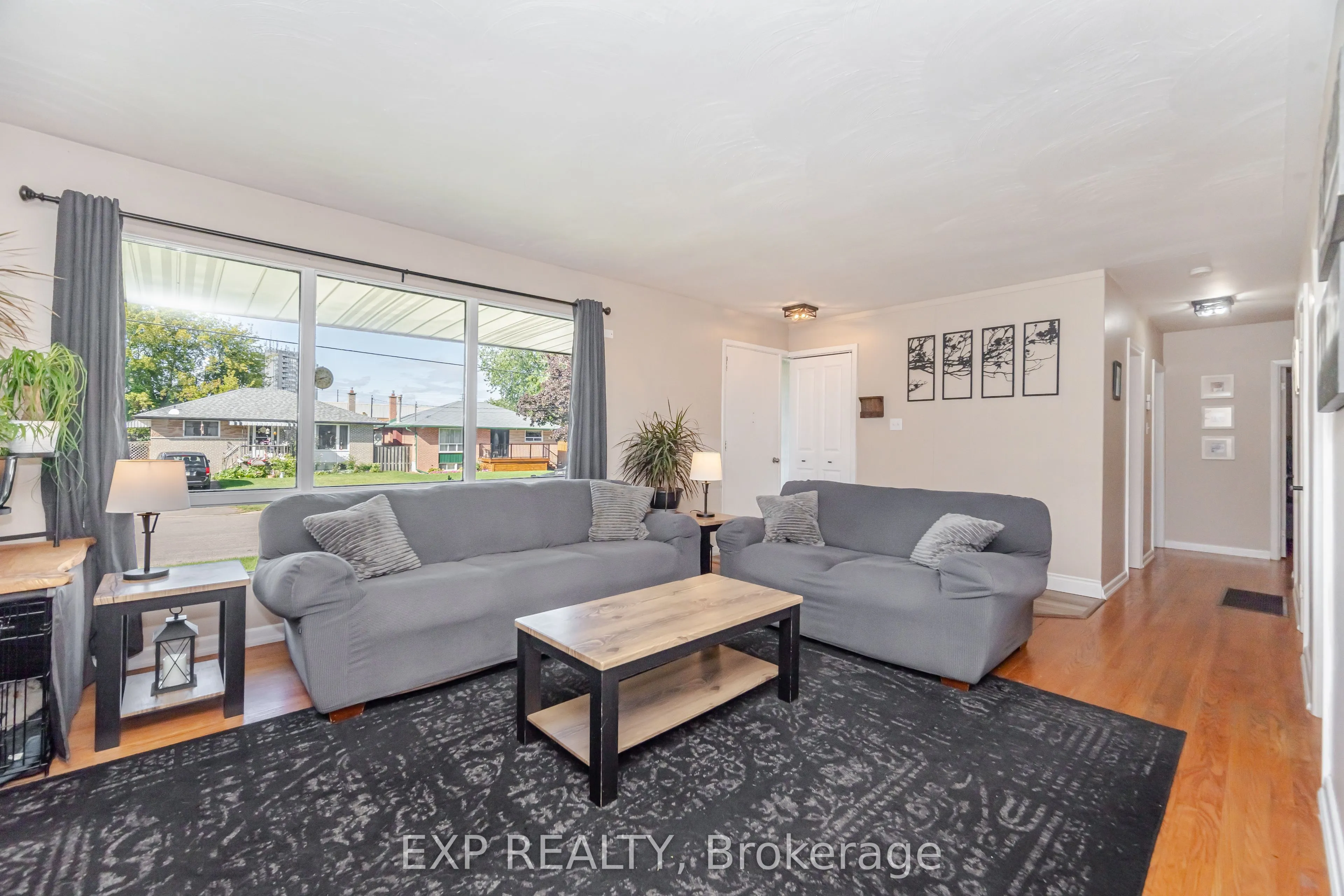 5 GAIREY Drive
