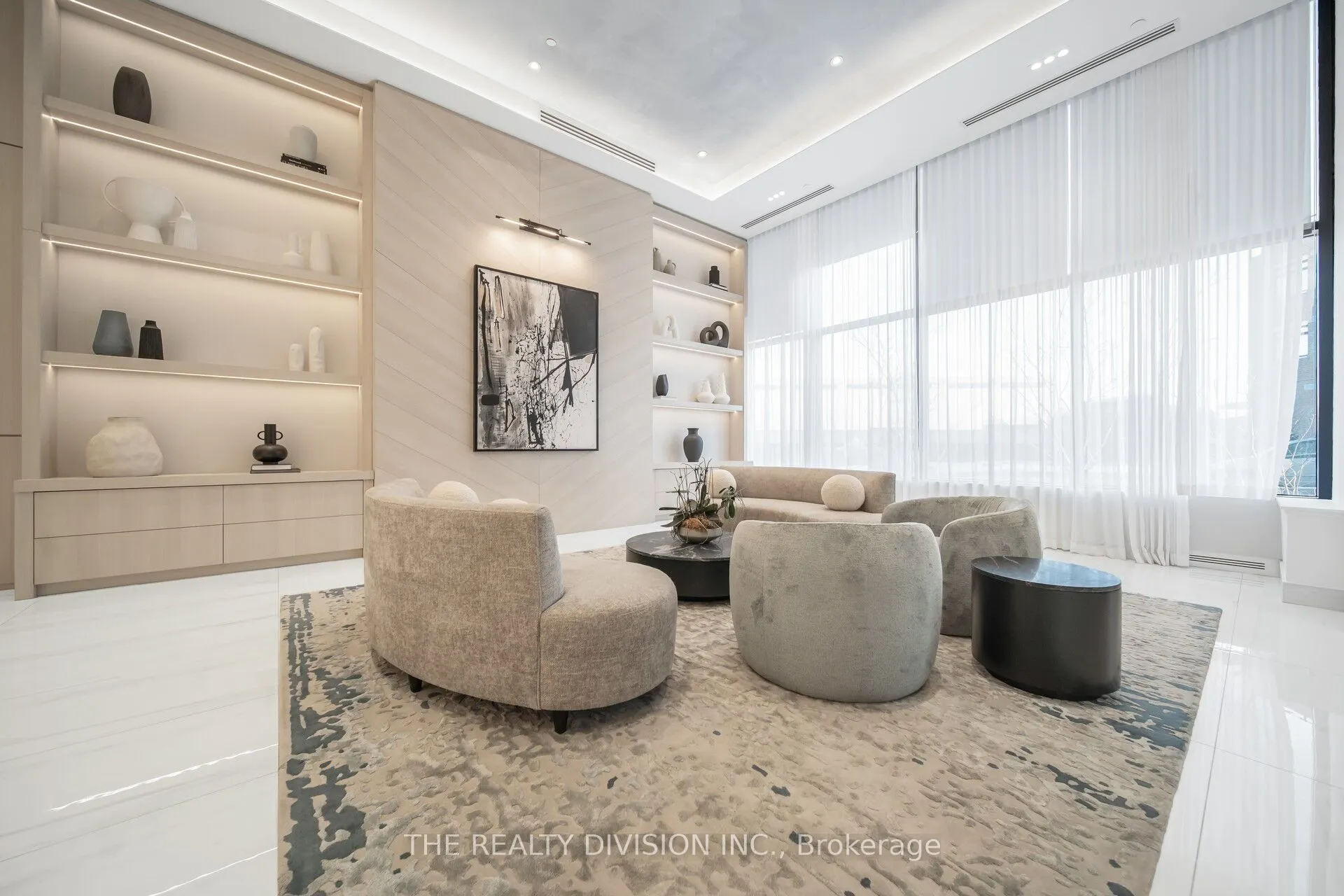1063 Douglas Mccurdy Common, #606