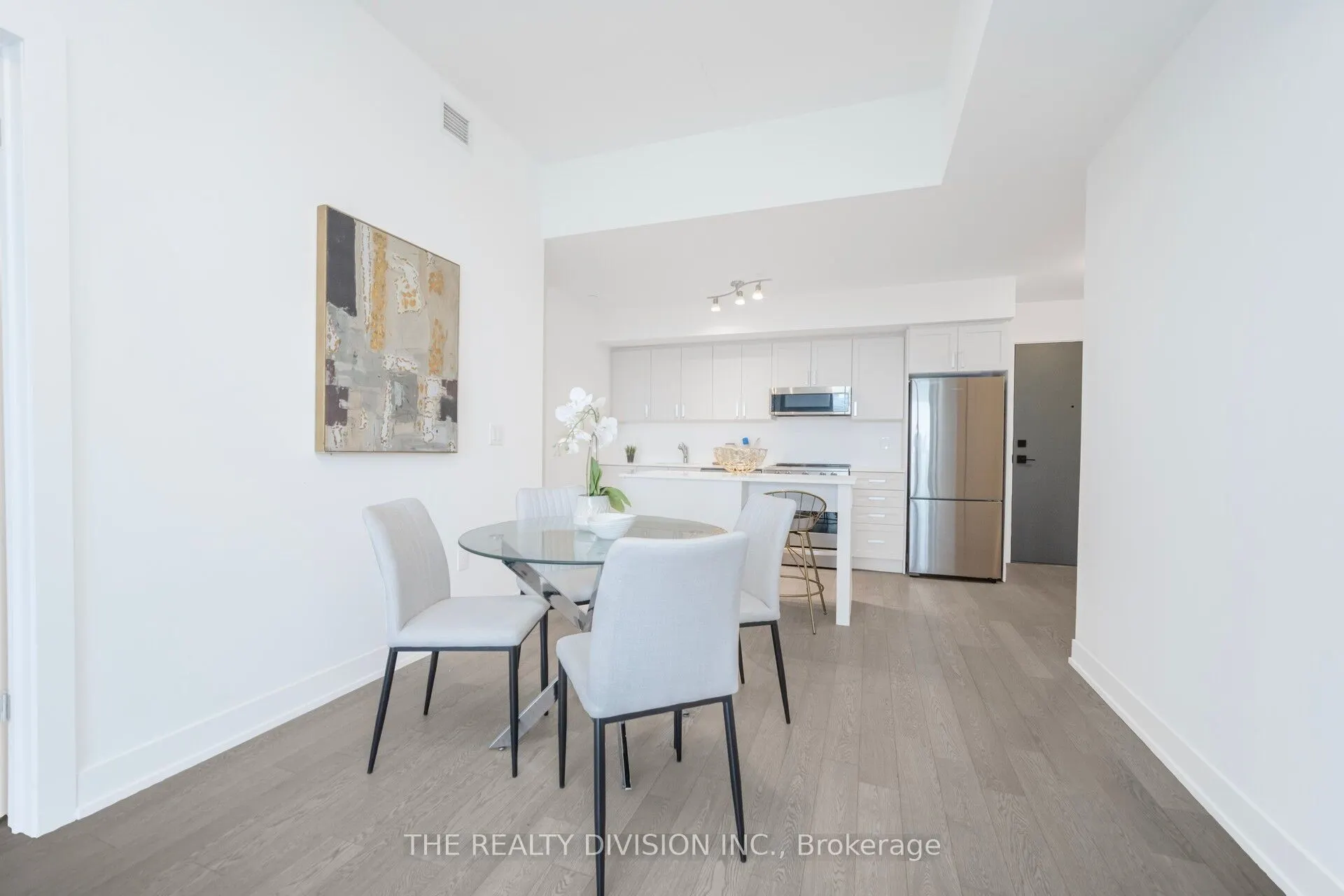 1063 Douglas Mccurdy Common, #606