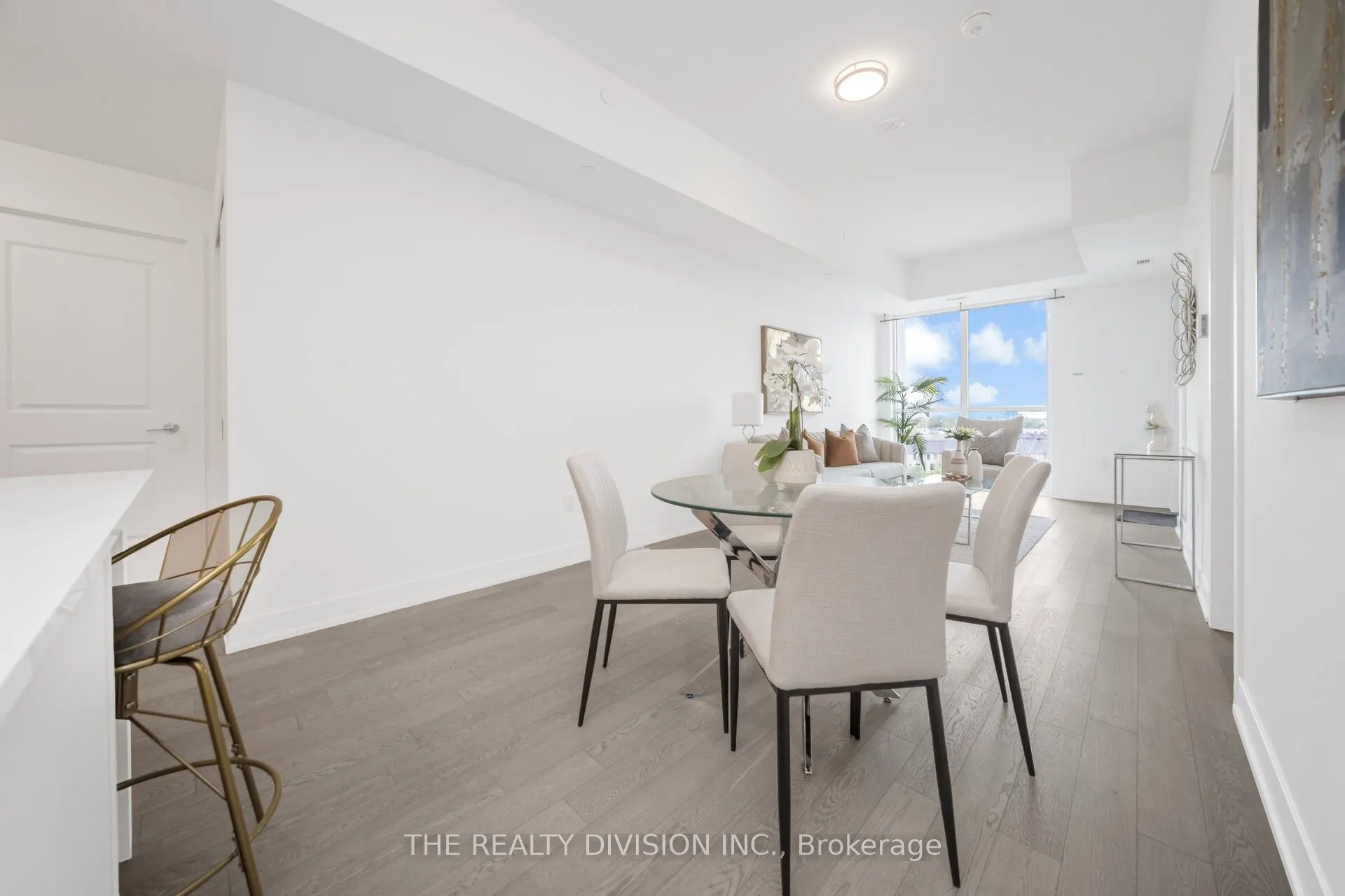 1063 Douglas Mccurdy Common, #606