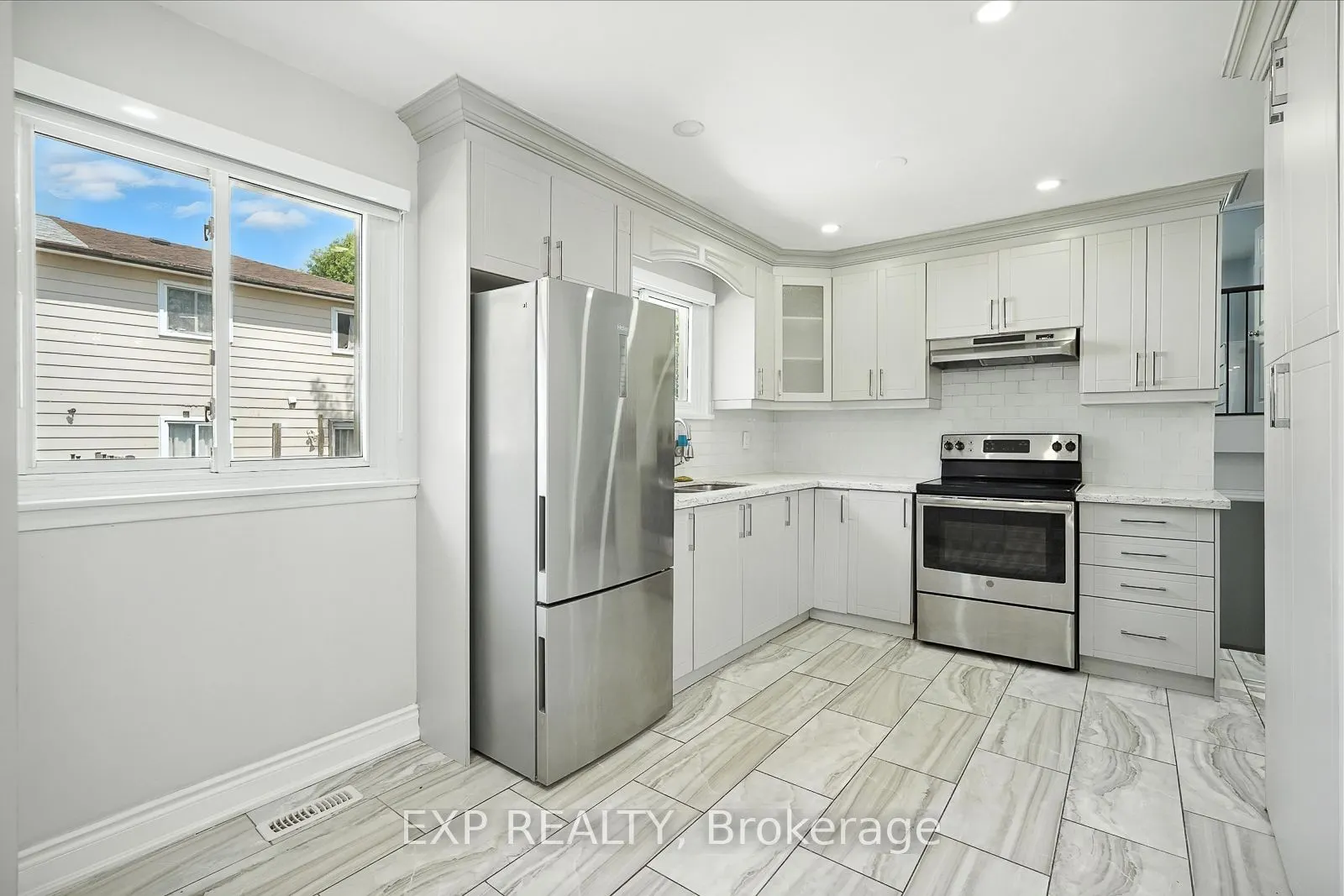 387 Archdekin Drive