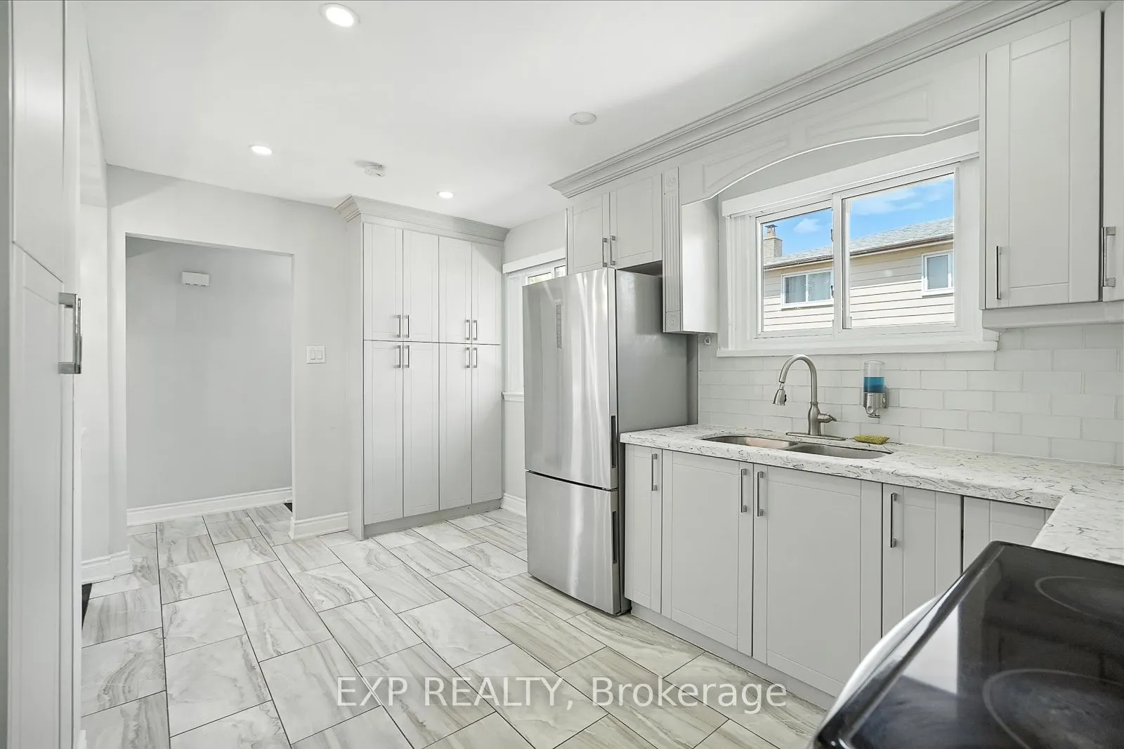 387 Archdekin Drive