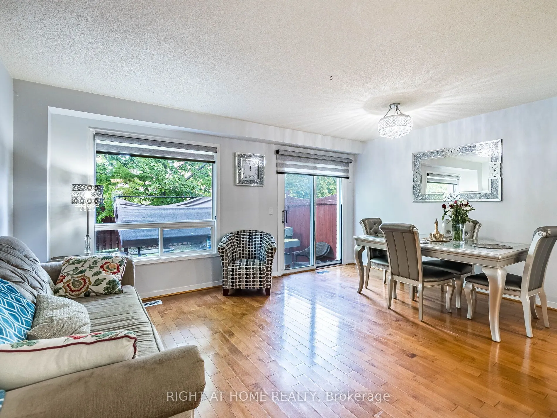 5030 Heatherleigh Avenue, #217