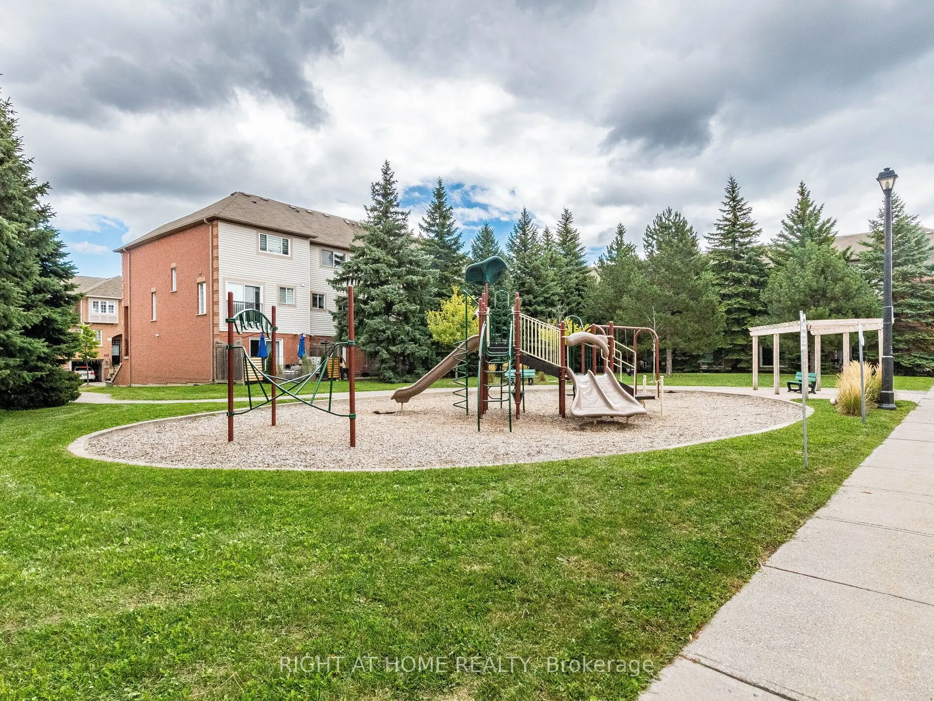 5030 Heatherleigh Avenue, #217